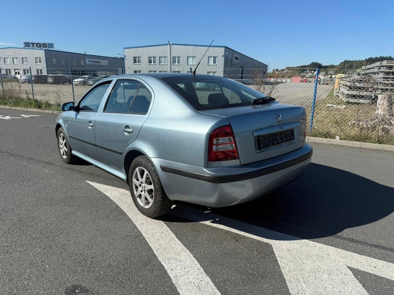 Škoda Octavia, 1,6 MPI AUTOMAT - fotka 4