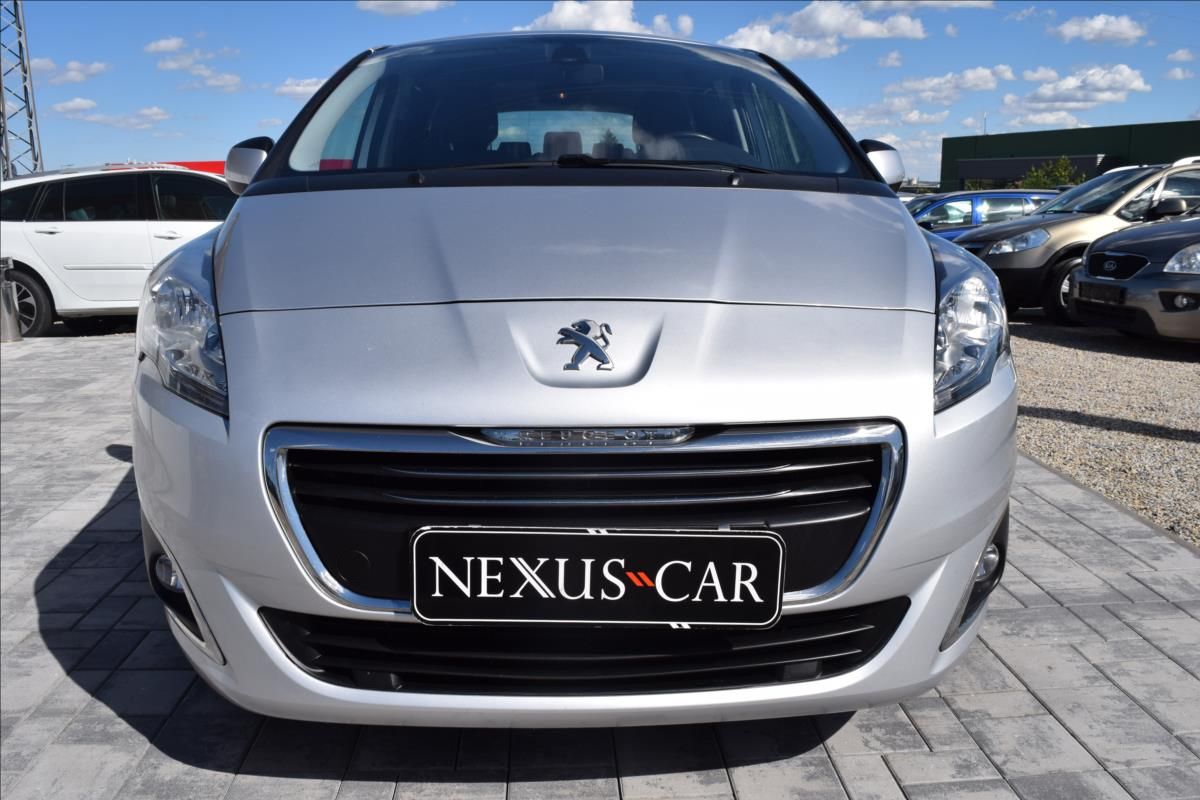 Peugeot 5008, 1,6 HDI 88KW AUTOMAT 7MÍST TOP - fotka 2