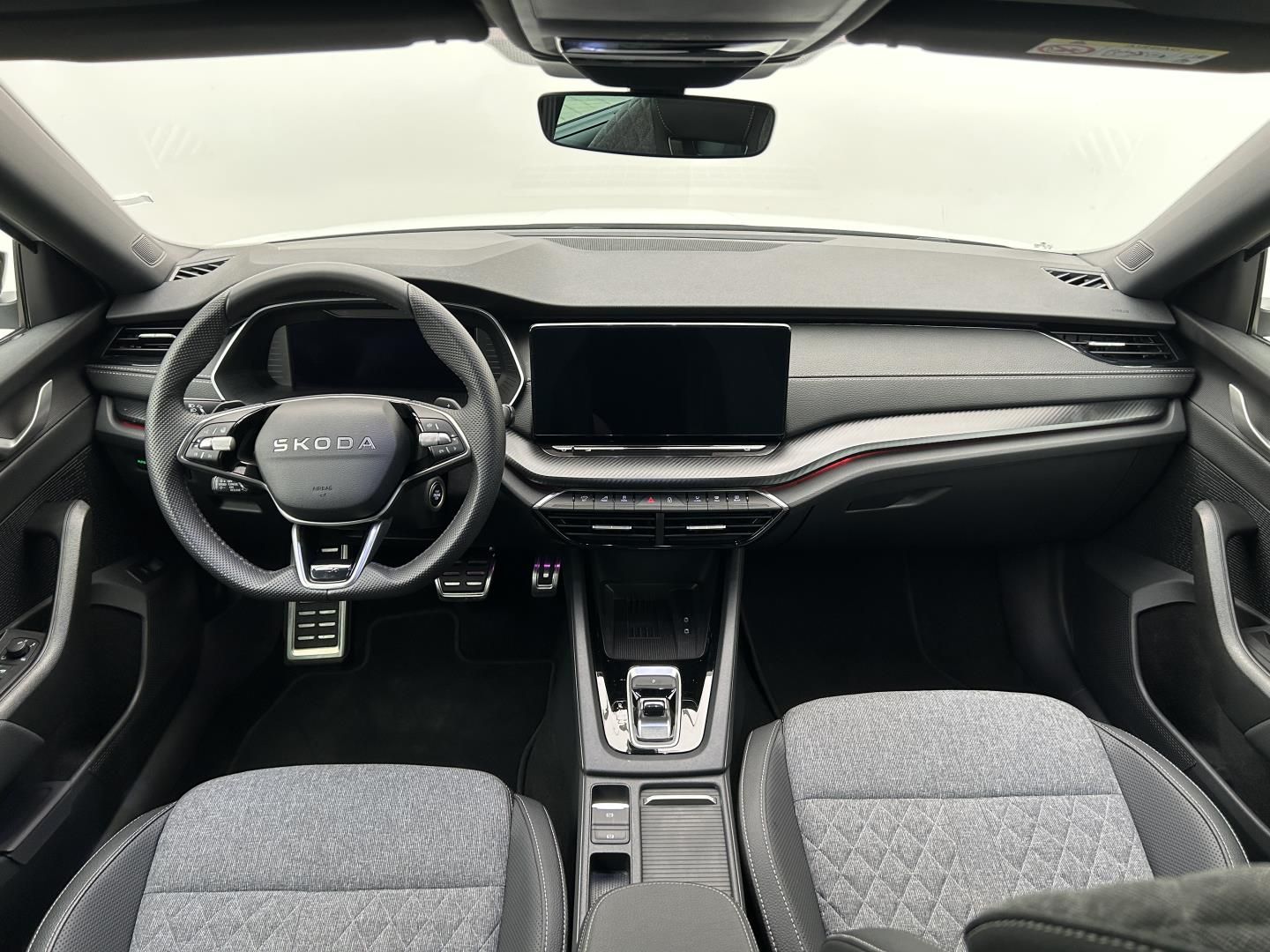 Škoda Octavia, 2.0TSI 150kW 4x4  SportLine - fotka 5