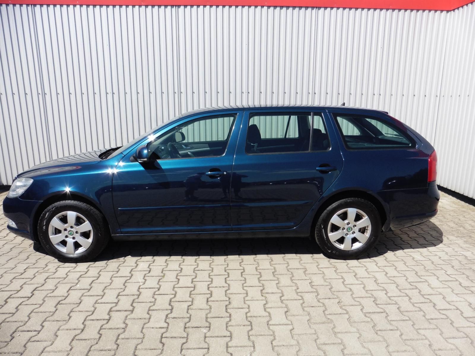 Škoda Octavia, II Combi 1.4 TSi Elegance - fotka 6