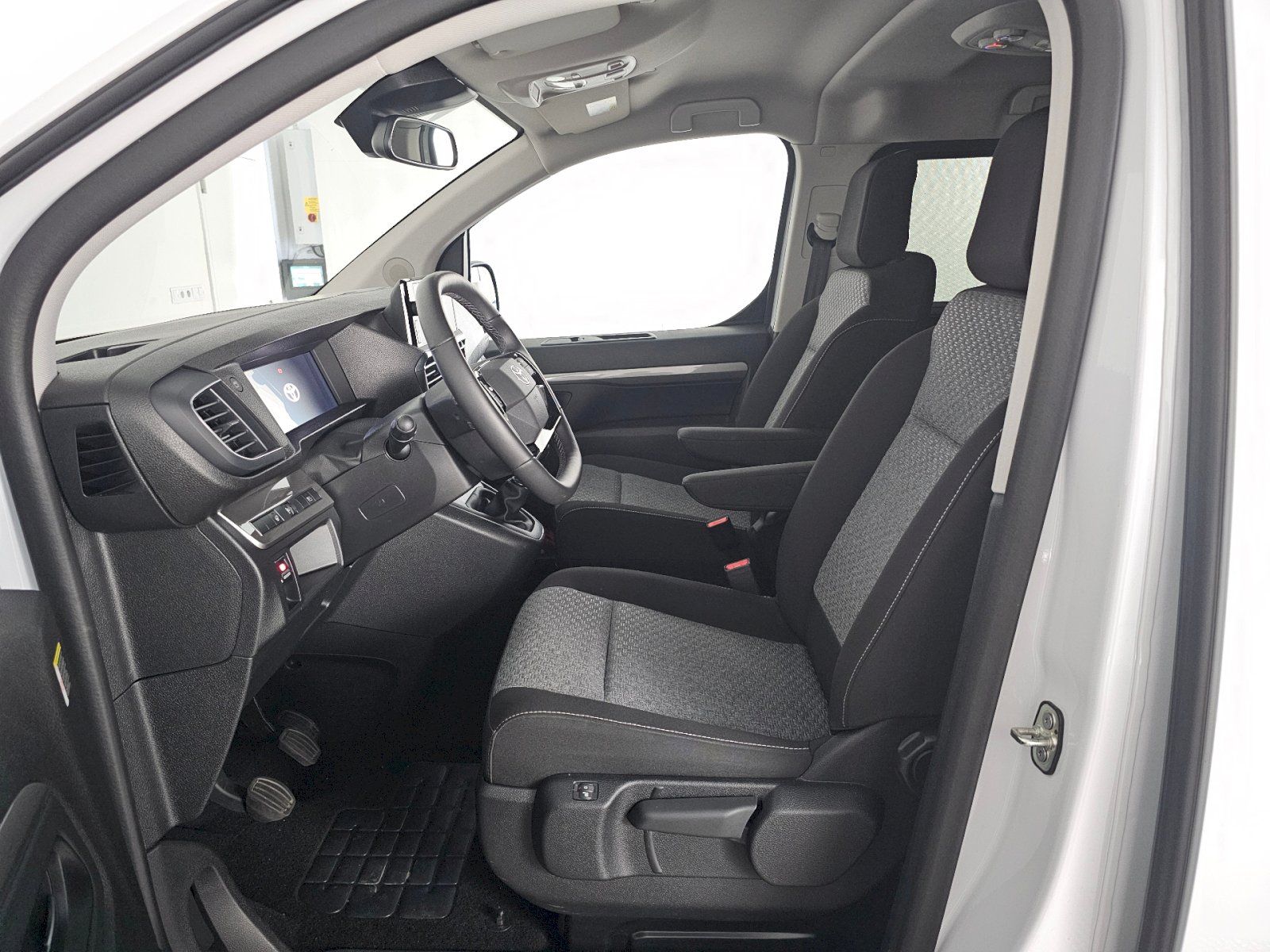 Toyota Proace Verso, 2.0D 106kW FAMILY 8S WEBASTO L - fotka 6