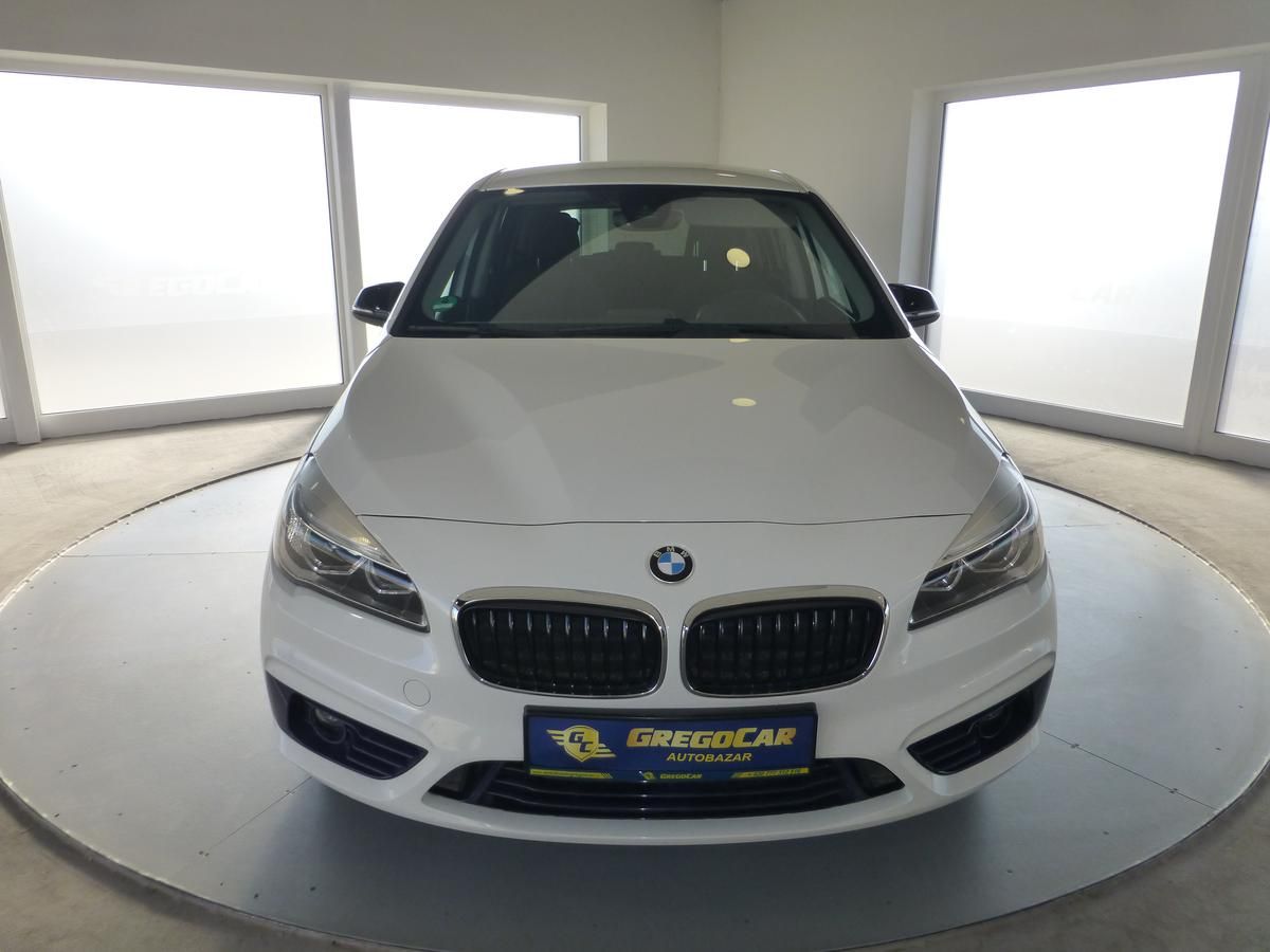 BMW Řada 2, 2,0D*NAVI*ALU*VYHŘ.SED*M.PAKET - fotka 2