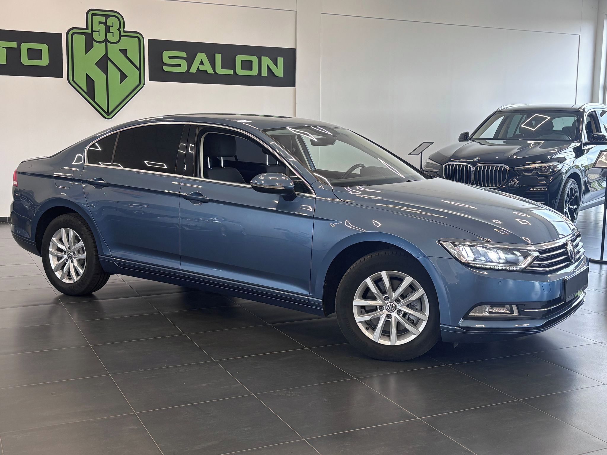 Volkswagen Passat, 110kW, 4X2, ČR - fotka 2