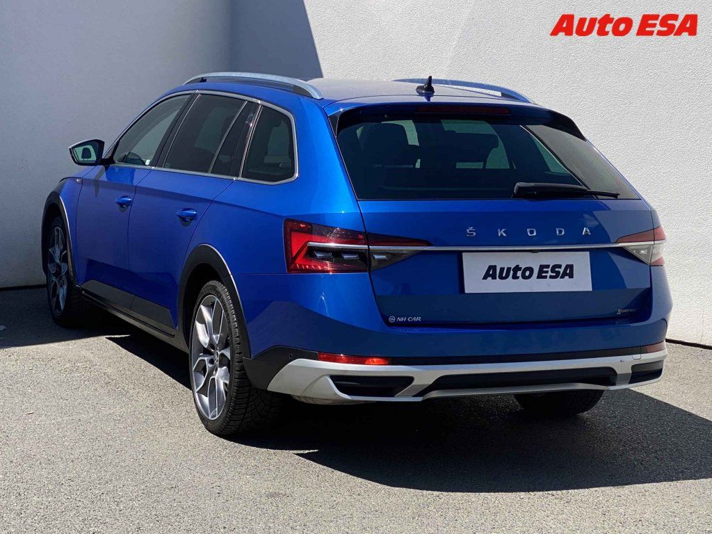 Škoda Superb, 2.0 TSi 4x4,1.maj,ČR - fotka 6
