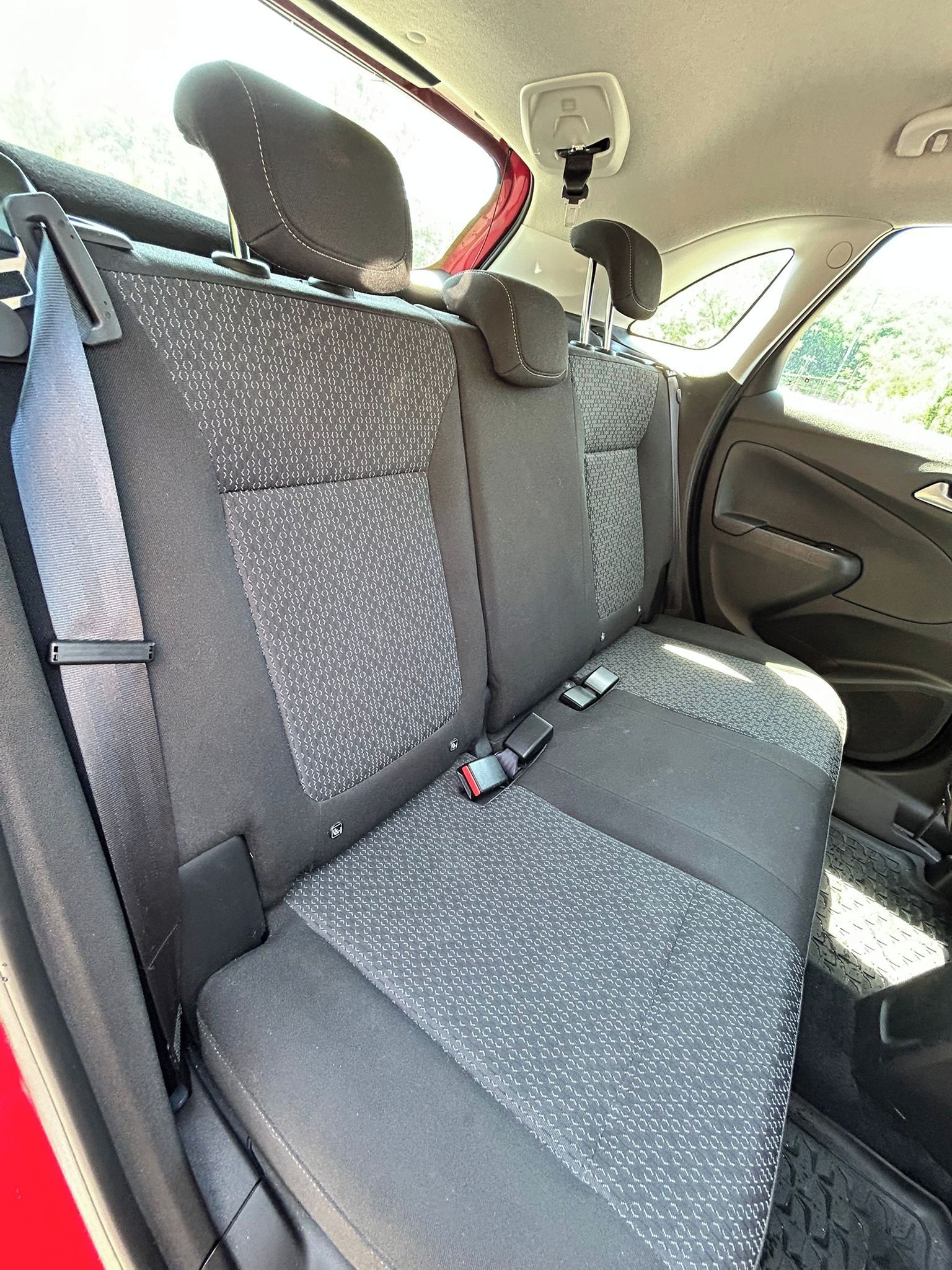 Opel Crossland X, Opel Crossland X 1.2 - fotka 6