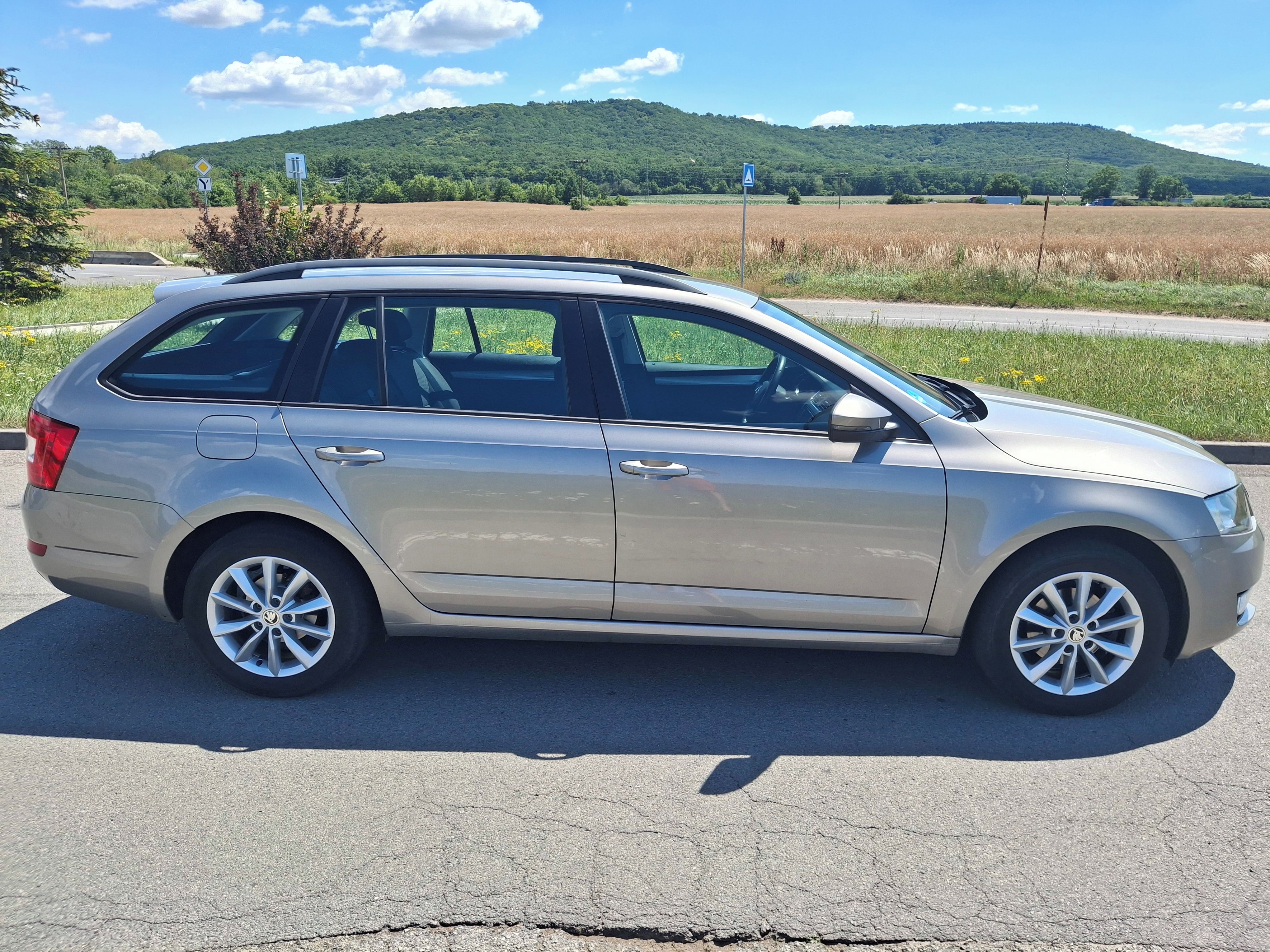 Škoda Octavia, Combi 1,6Tdi 77 kw KLIMATIZACE - fotka 4