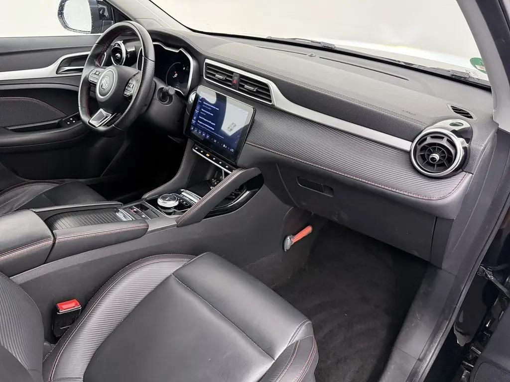 MG ZS, EV 130kW 51kWh LUXURY DPH - fotka 4