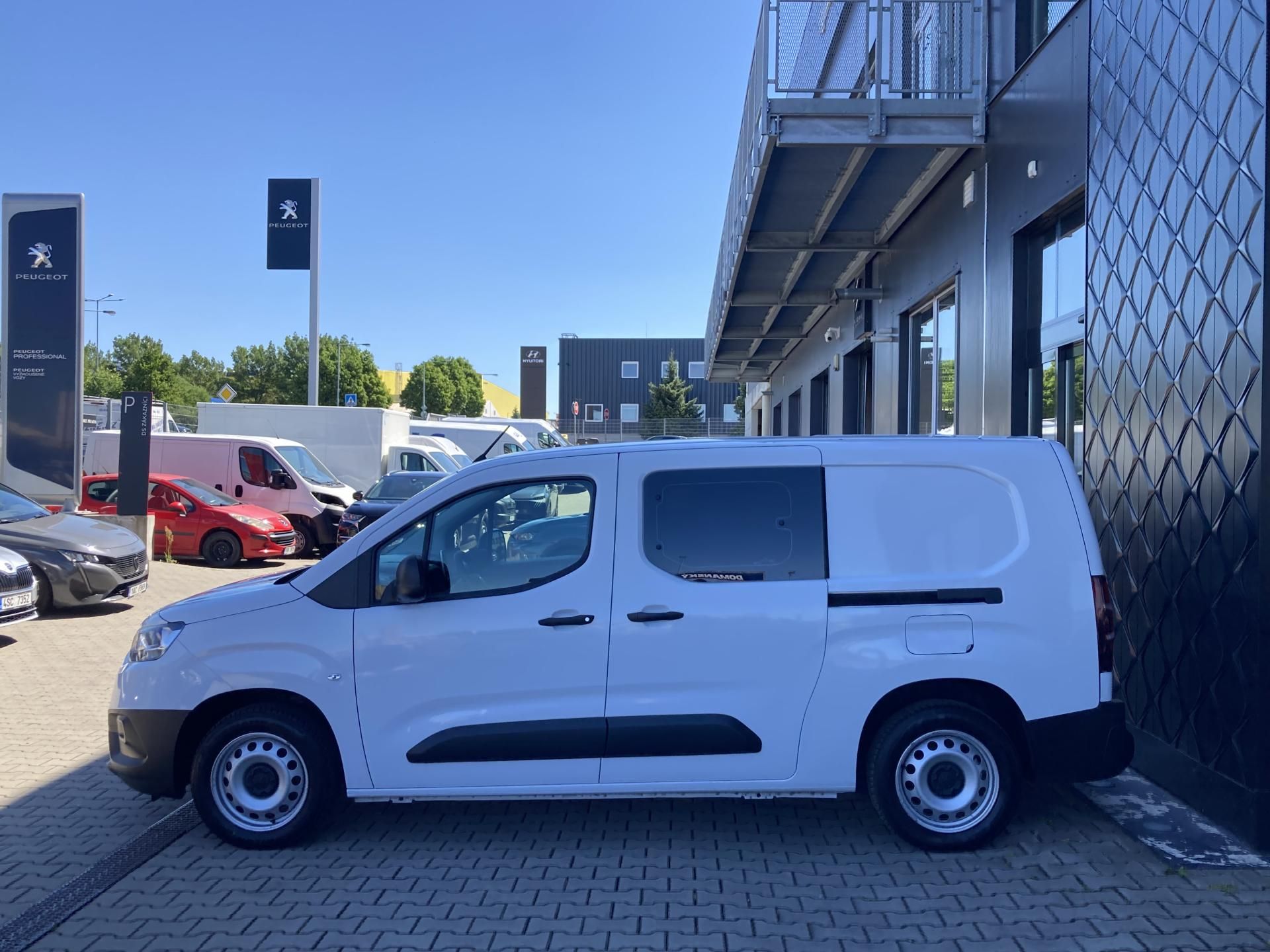 Toyota Proace City, CREWCAB 1.5 D-4D 96 kW - fotka 4