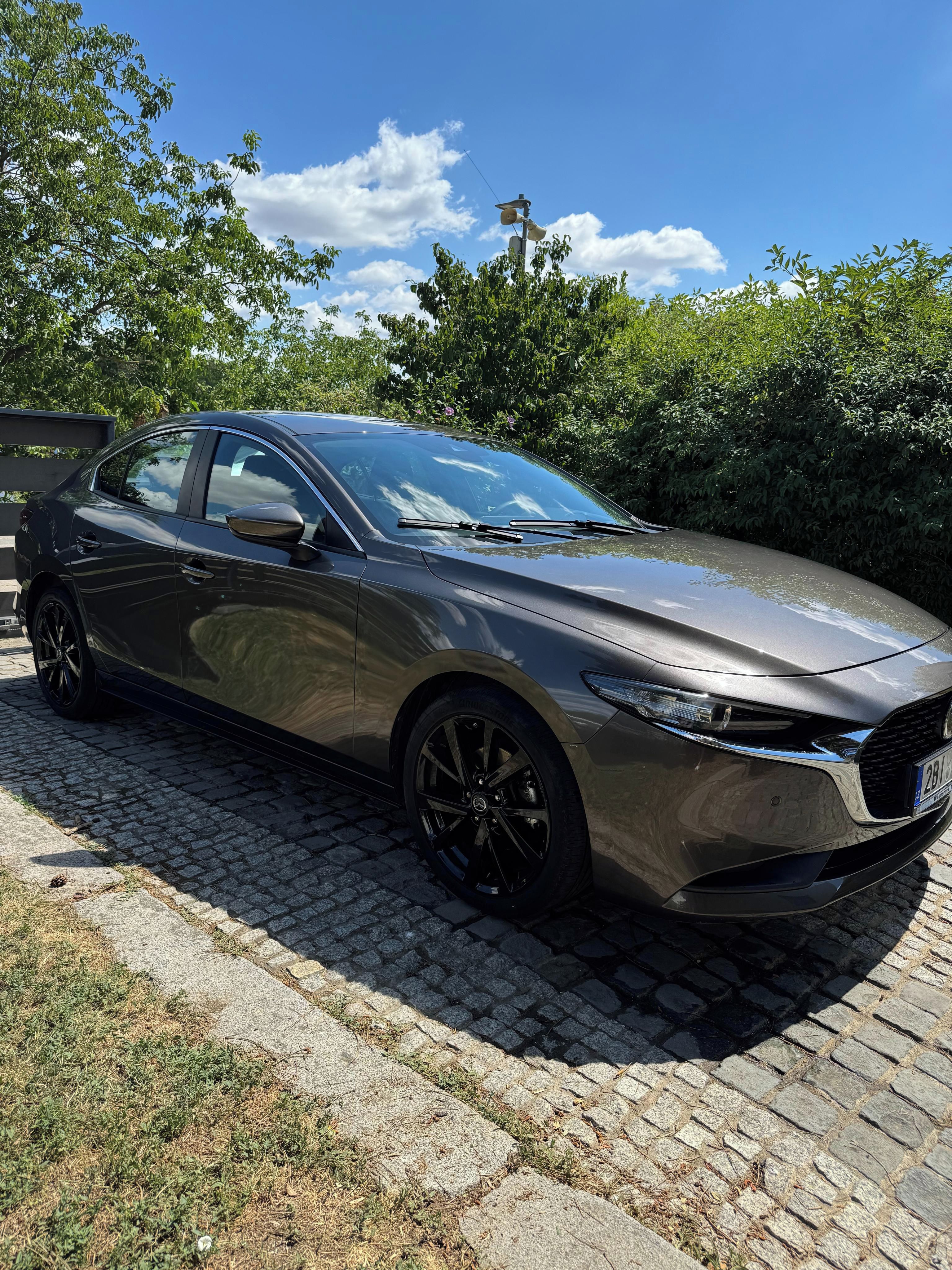 Mazda 3, 2.0 SkyActiv G122 Plus - fotka 3