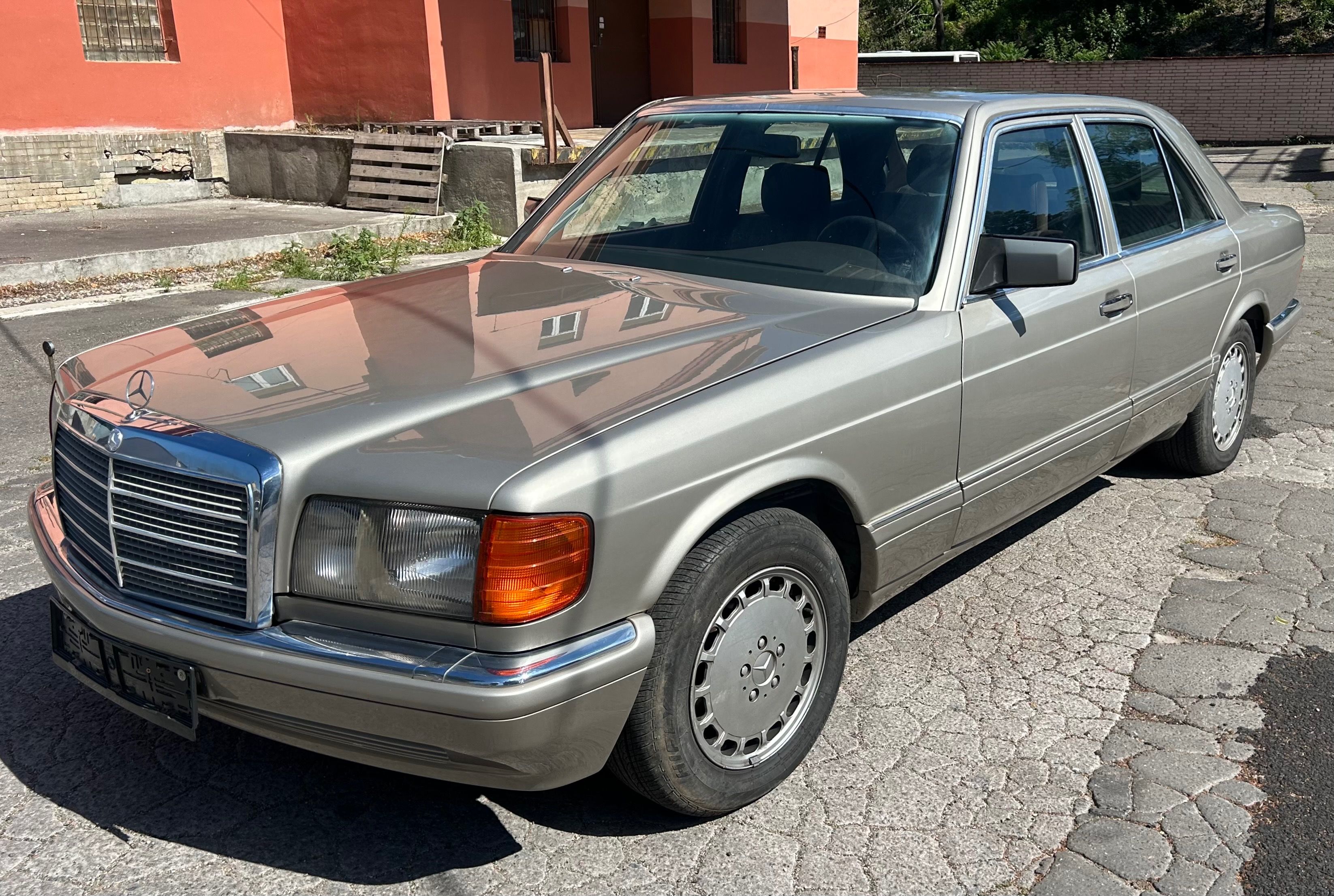 Mercedes-Benz 126, 300SE W126 - fotka 2