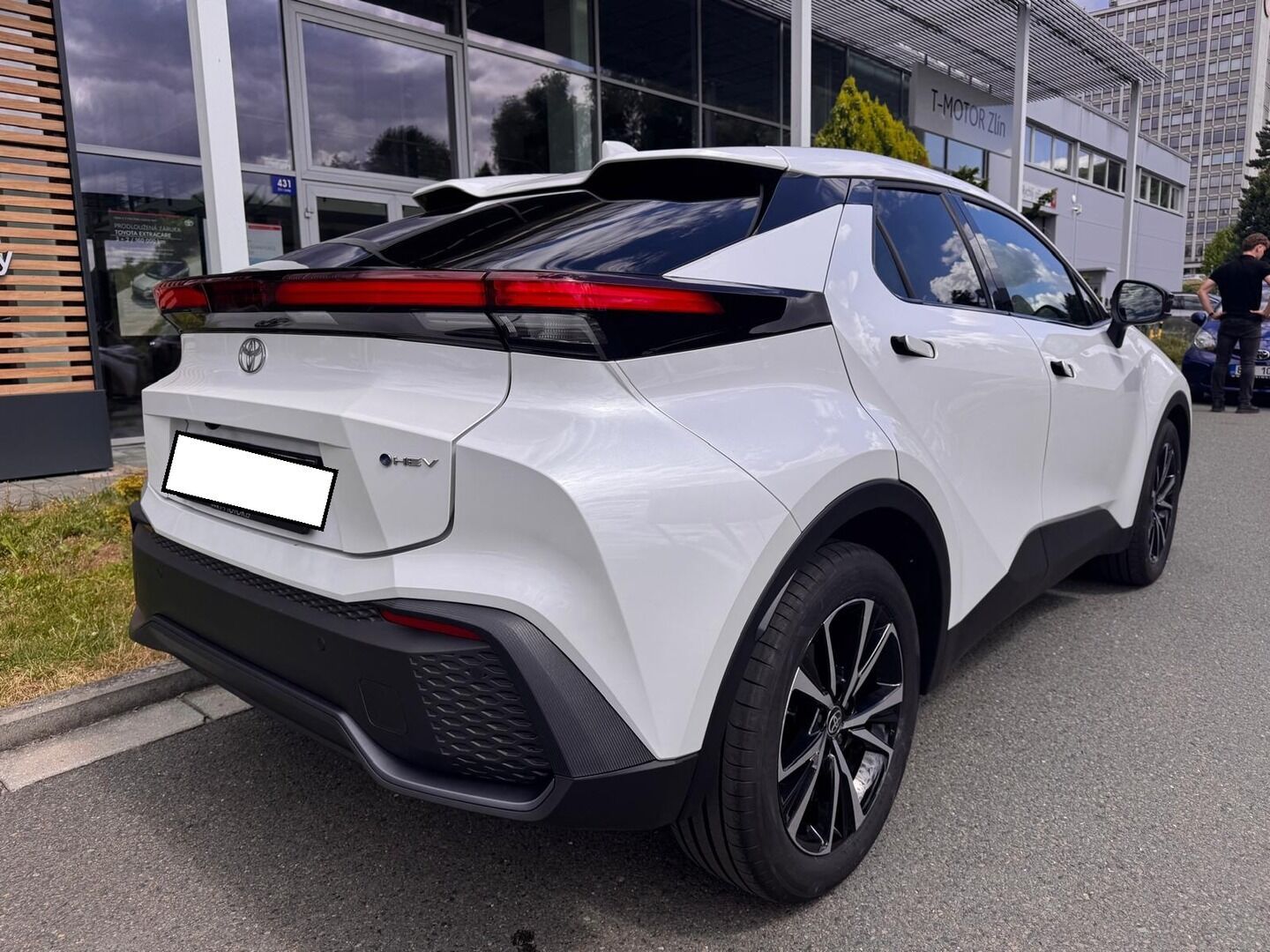 Toyota C-HR, 1.8 Style - fotka 3