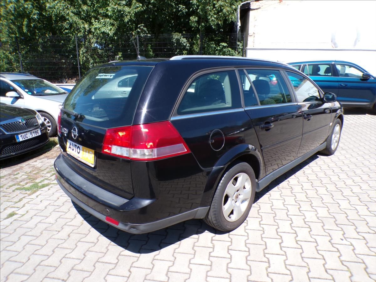 Opel Vectra, 1,8 16V  KLIMA - fotka 5
