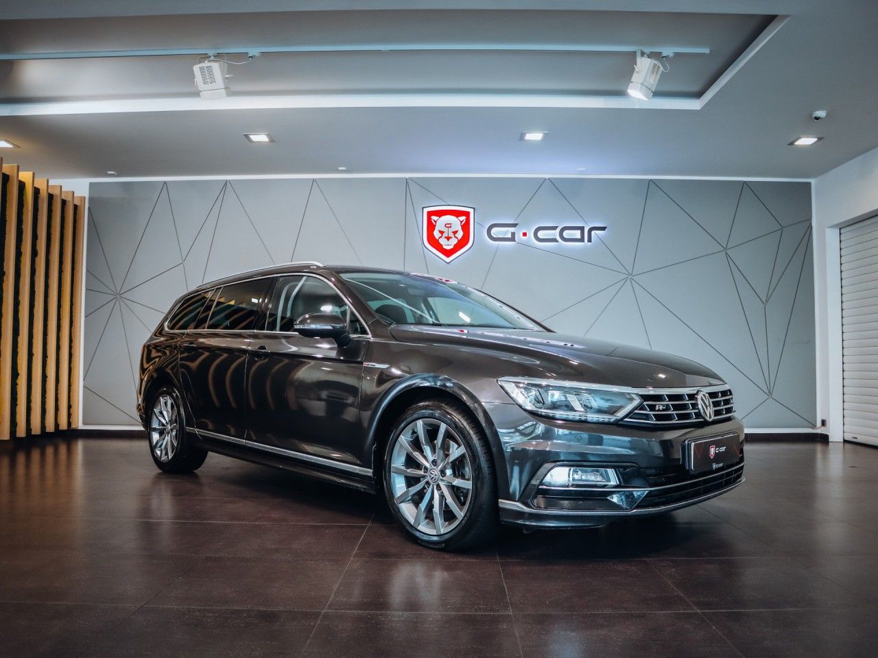 Volkswagen Passat, 2.0TDI DSG R-Line 140kW 4M