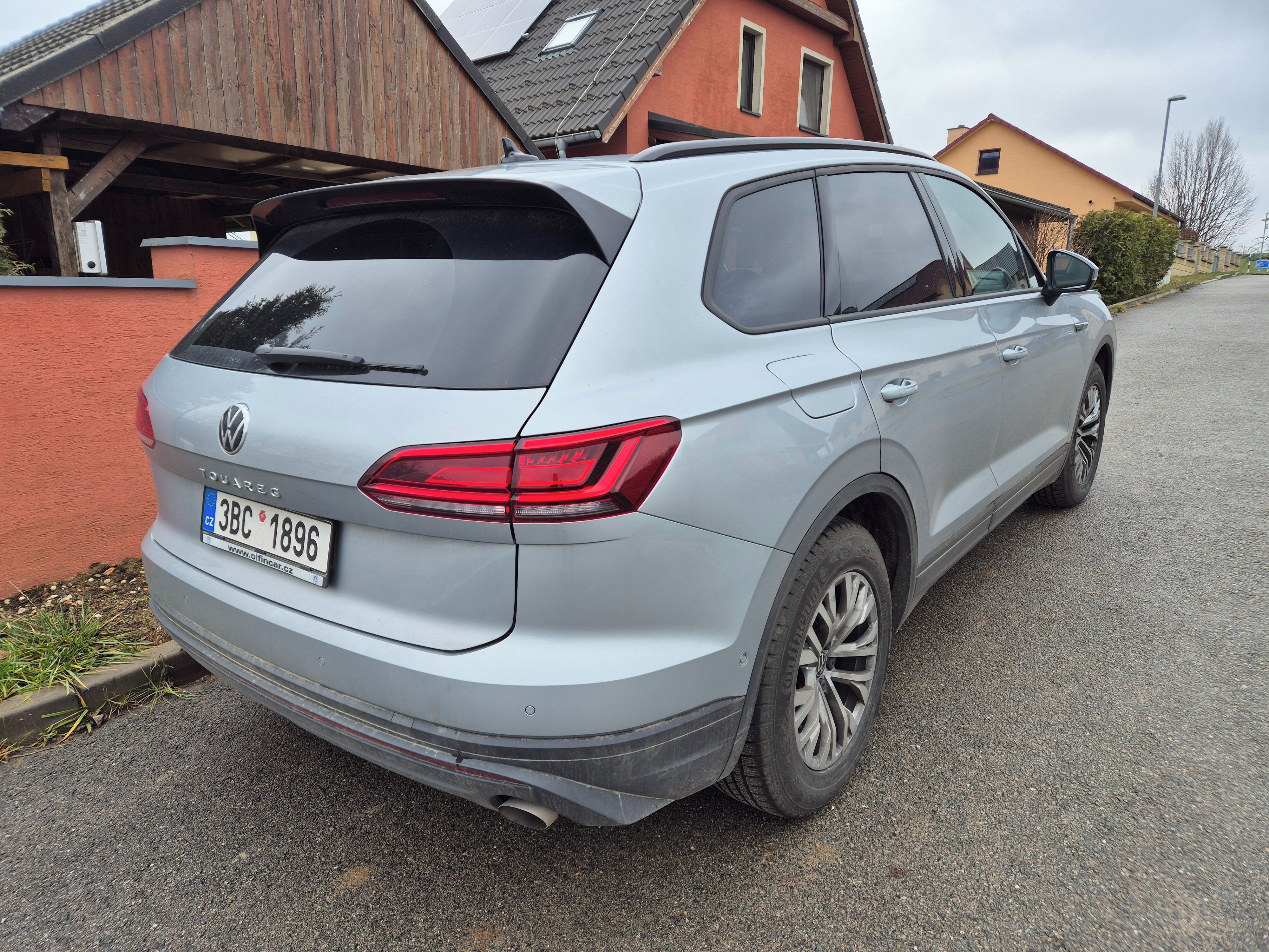 Volkswagen Touareg, 3,0 TDI 4 MOT 8 TT VZDUCH - fotka 2