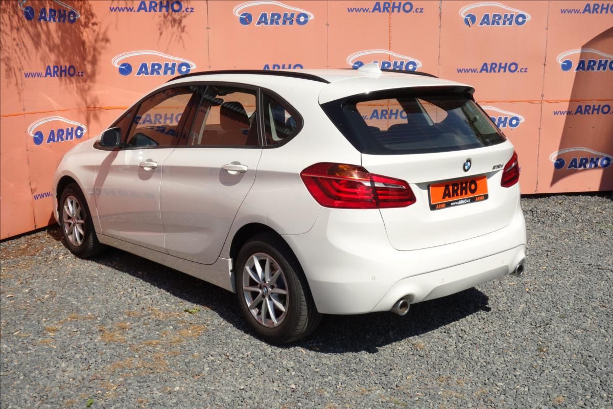 BMW Řada 2, 218d, ČR, 1 MAJ., SERV.KN. - fotka 5