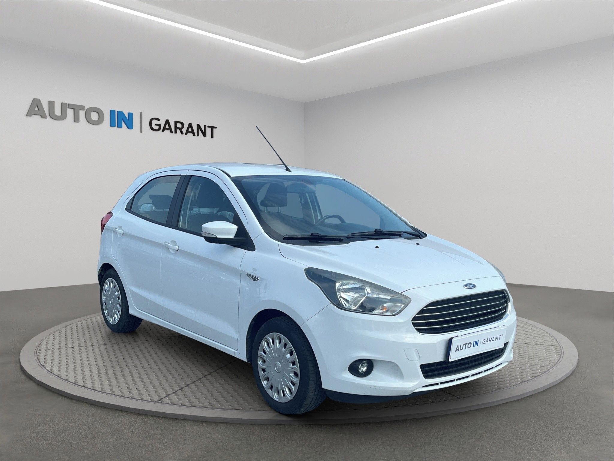 Ford KA+, 1.2 Ti-VCT 63kw, klima, výhřev - fotka 3