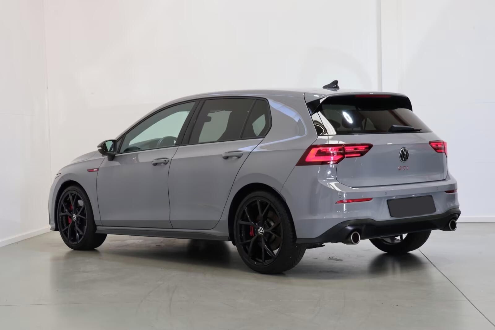 Volkswagen Golf, VIII 2.0 TSI GTI*Kamera*Navi* - fotka 2