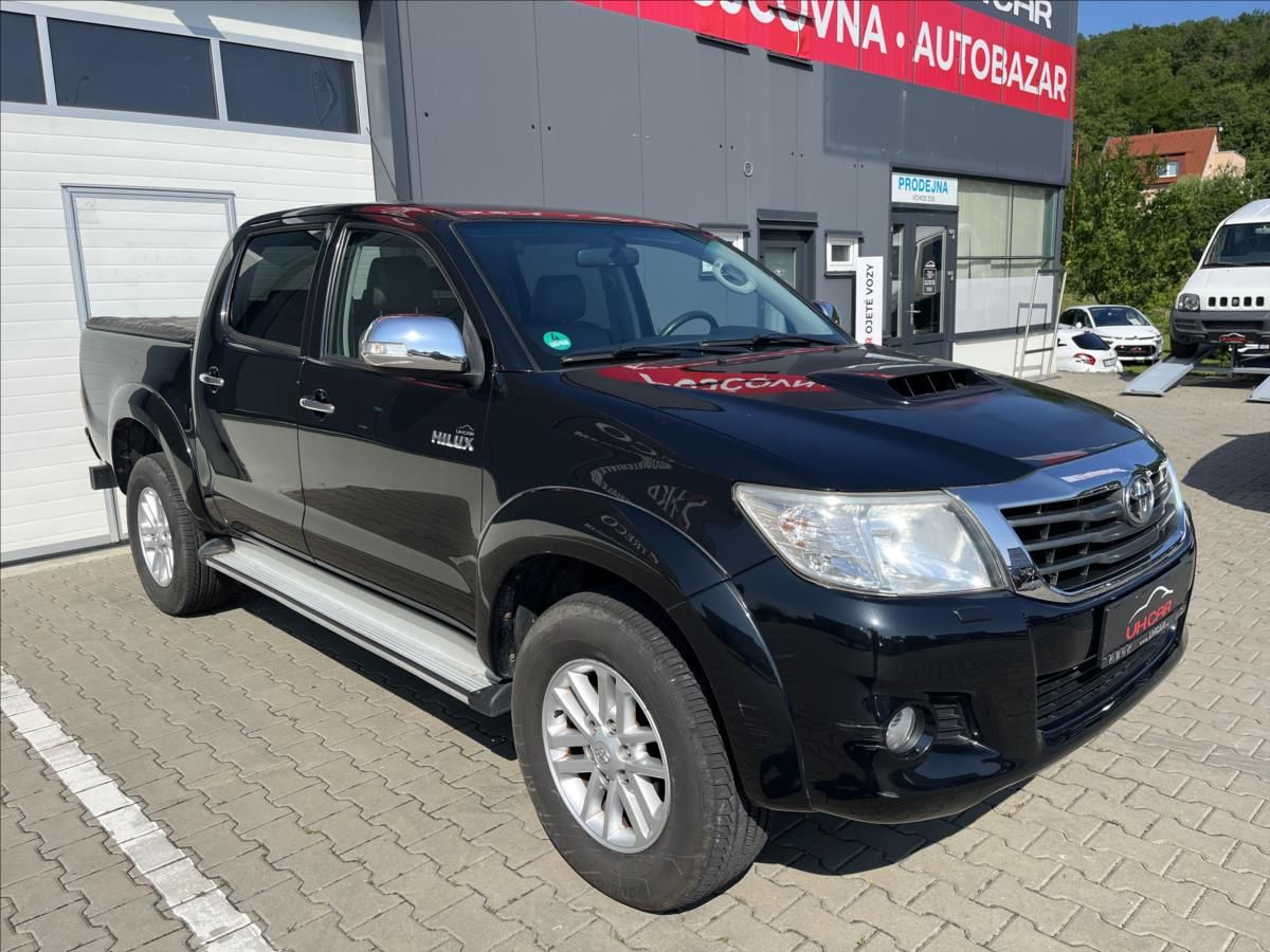 Toyota Hilux, 3,0 D-4D  Double Cab 4x4 - fotka 4