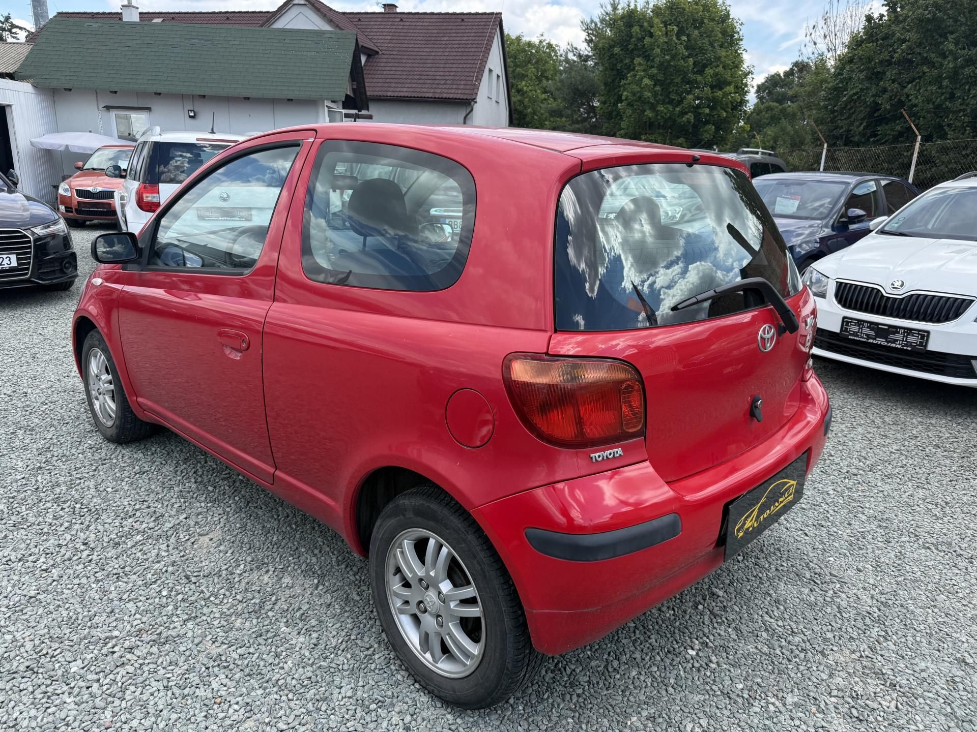 Toyota Yaris, 1.0 VVT-i AUTOMAT - fotka 4
