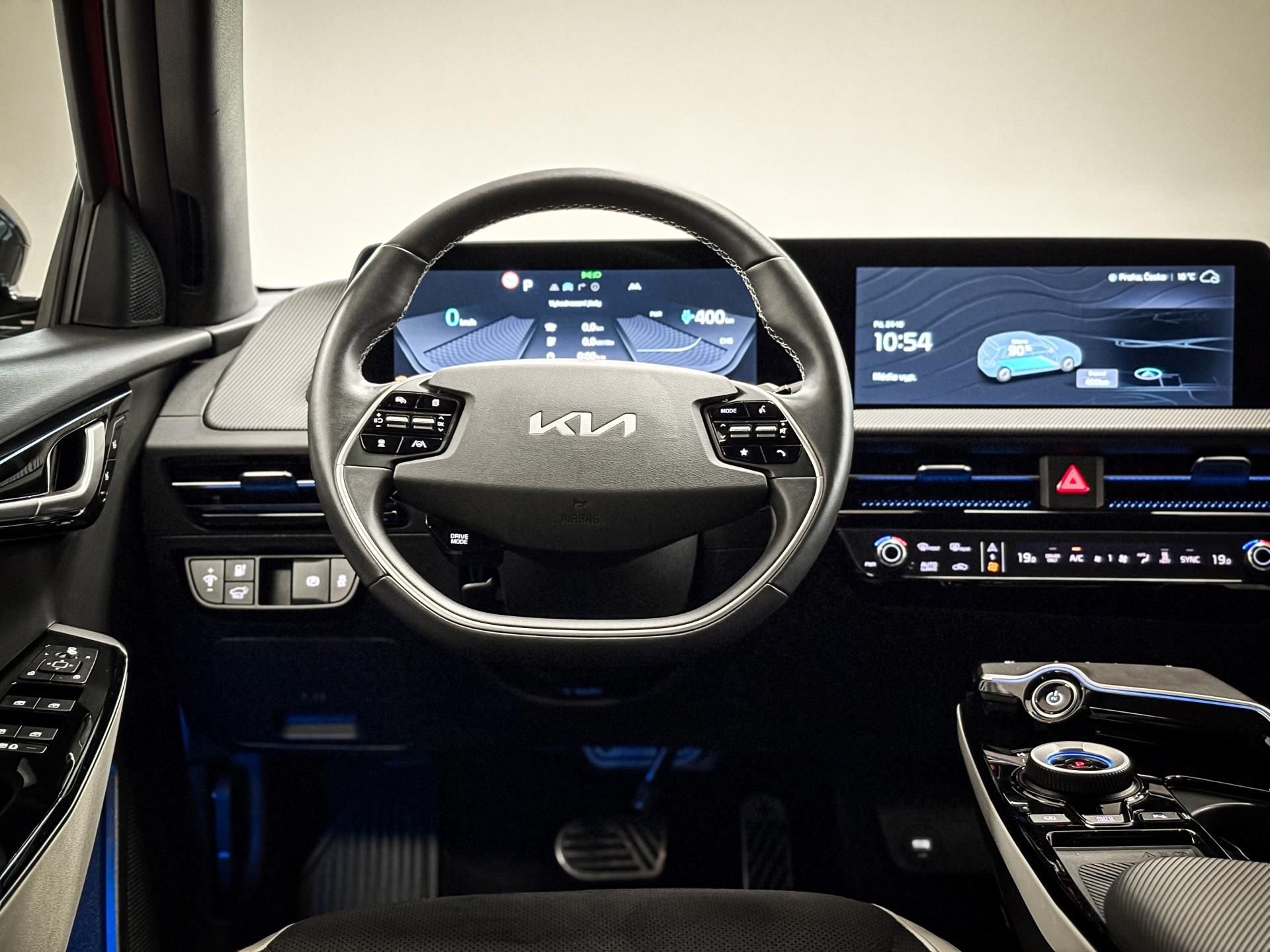Kia EV6, 4x4 GT-LINE+TECH+HEAT - fotka 4