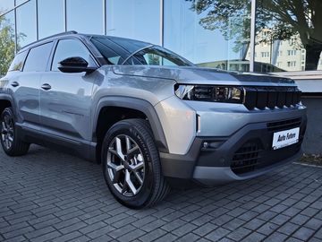 First Edition  hybrid 145PS AT