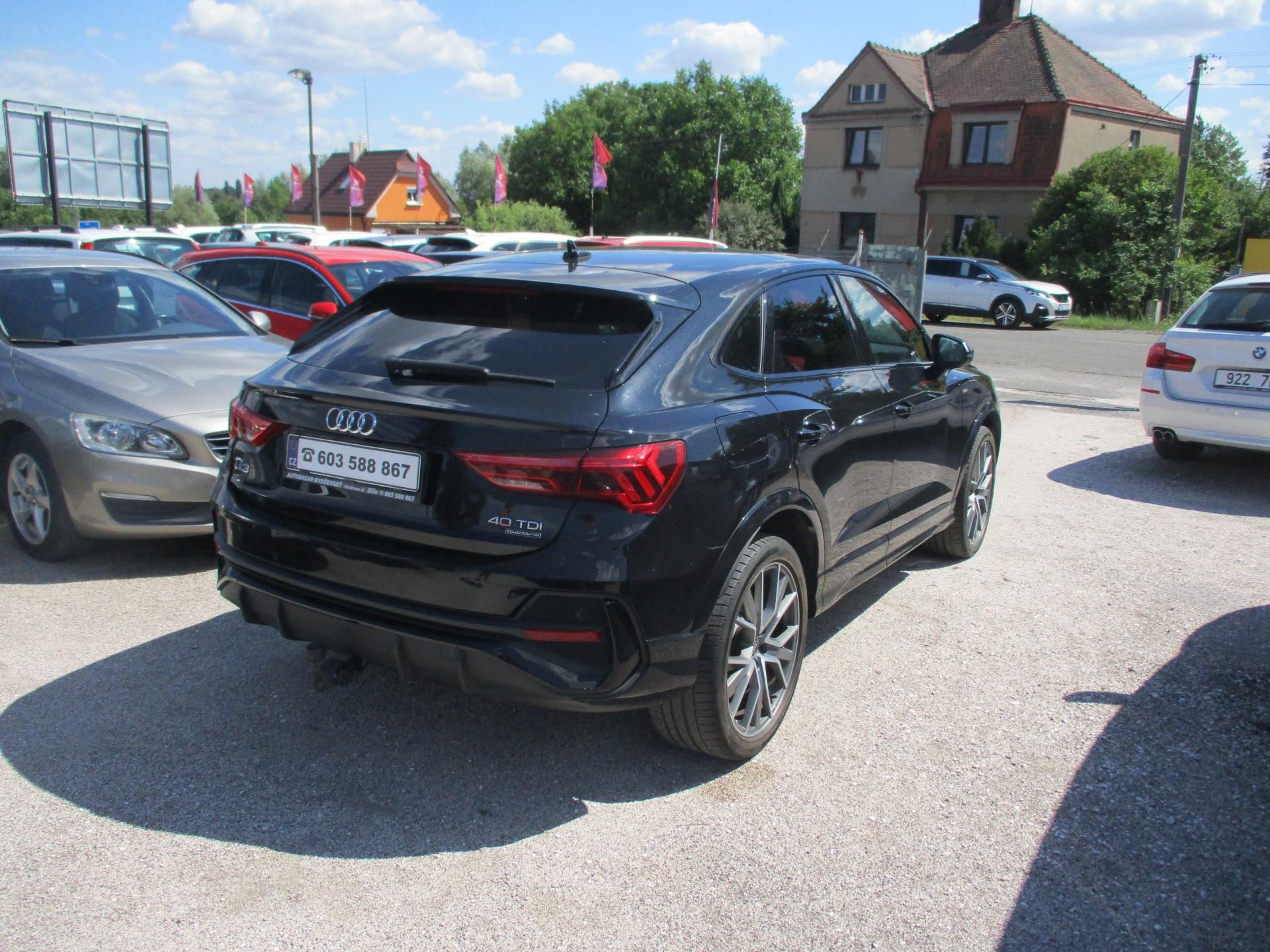 Audi Q3, 40TDi Sportback Quattro S Line - fotka 4