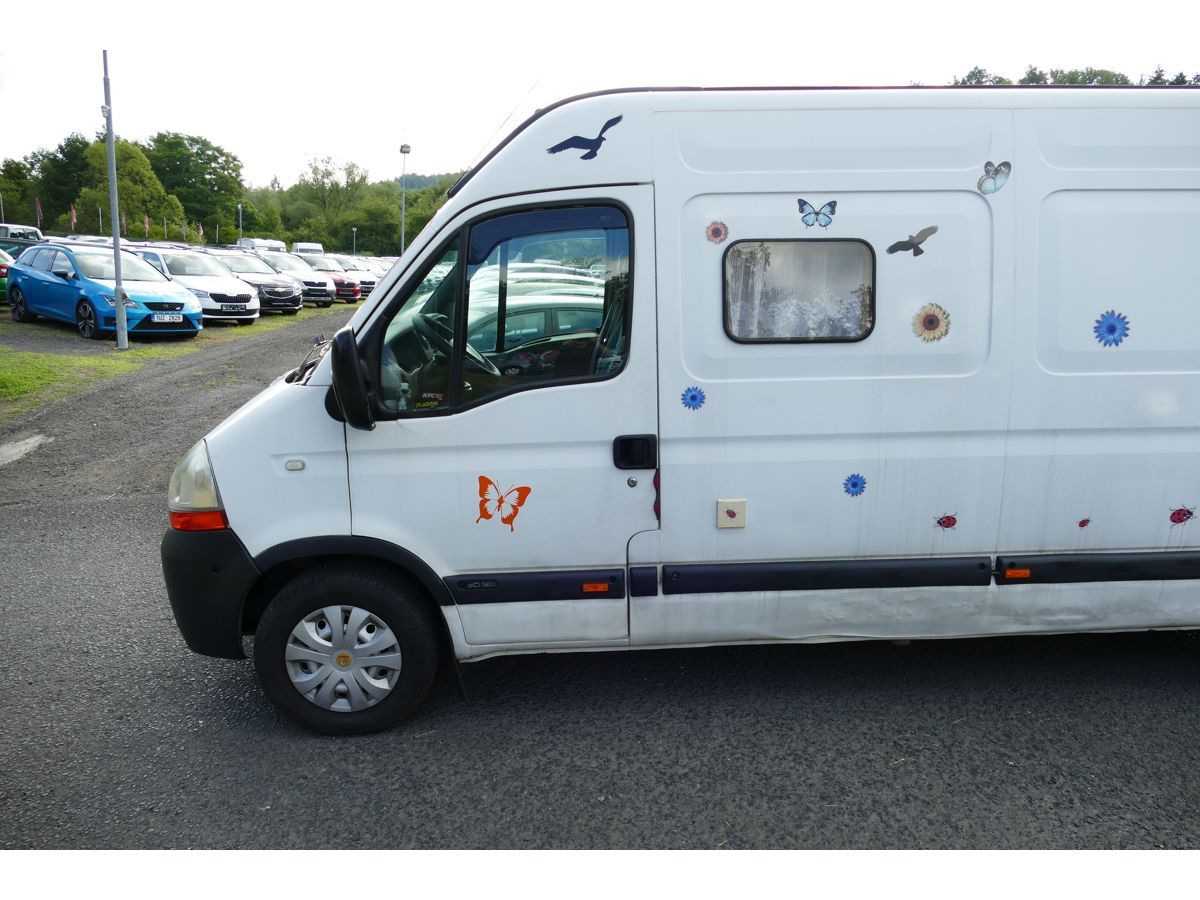 Renault Master, 2,5 dCi120 OBYTNÁ VESTAVBA - fotka 5