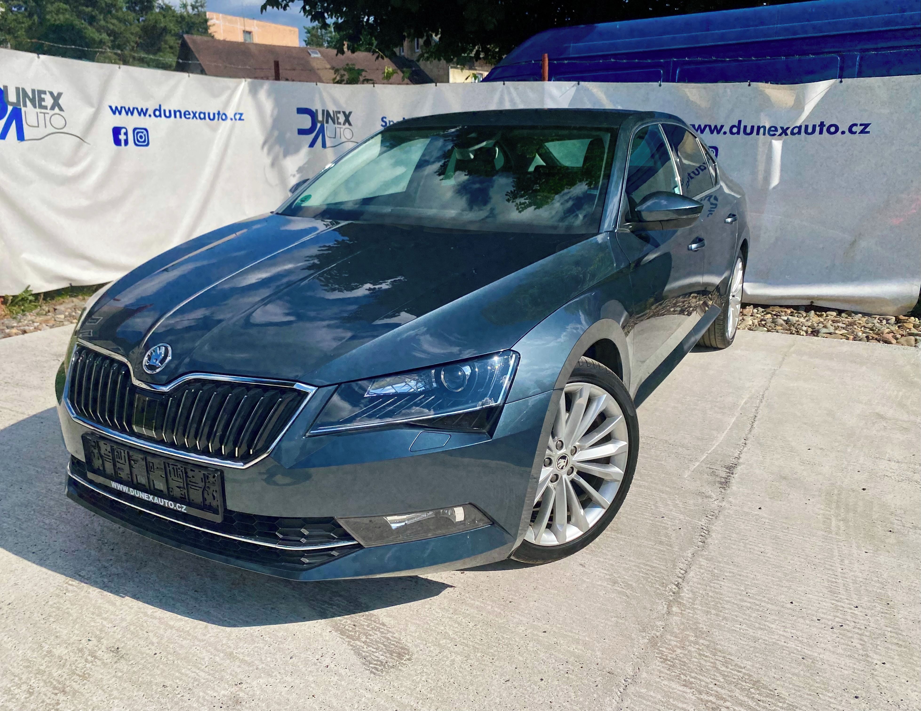Škoda Superb, 2.0 TDI, 140 kW, 4x4 DSG, NAVI - fotka 2