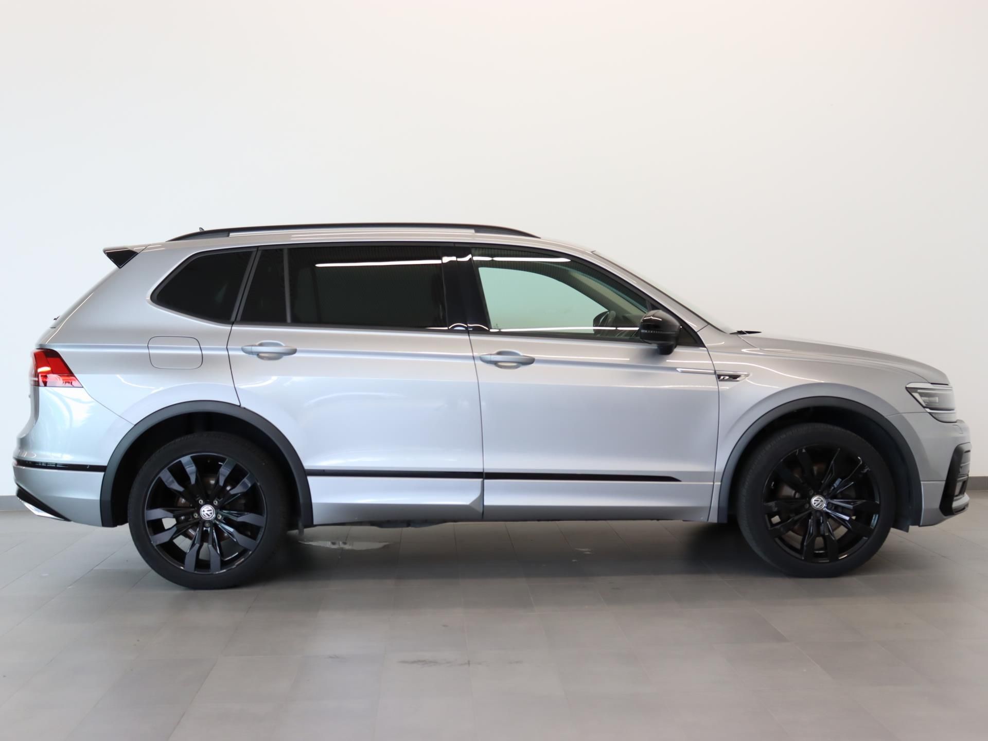 Volkswagen Tiguan Allspace, HIGHLINE 2,0 TDI DPF 4M 7DSG - fotka 3