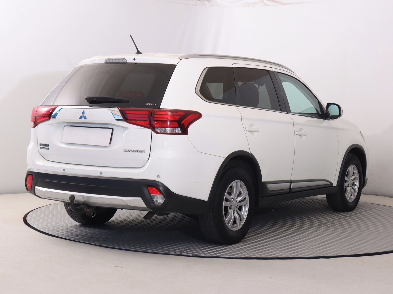 Mitsubishi Outlander, 2.2 DI-D, 4X4 - fotka 5