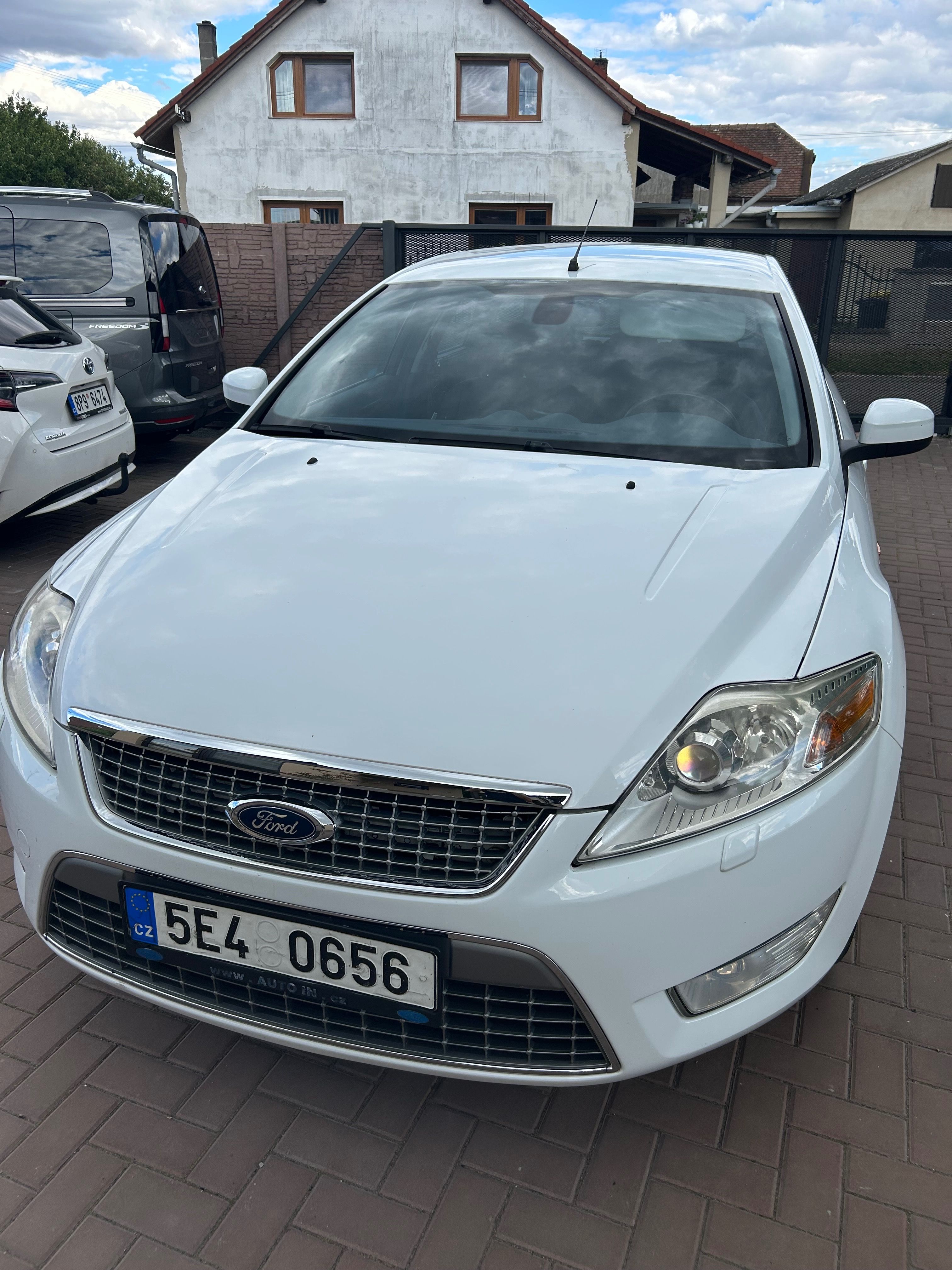 Ford Mondeo, 2.0 TDCi, servisováno - fotka 5