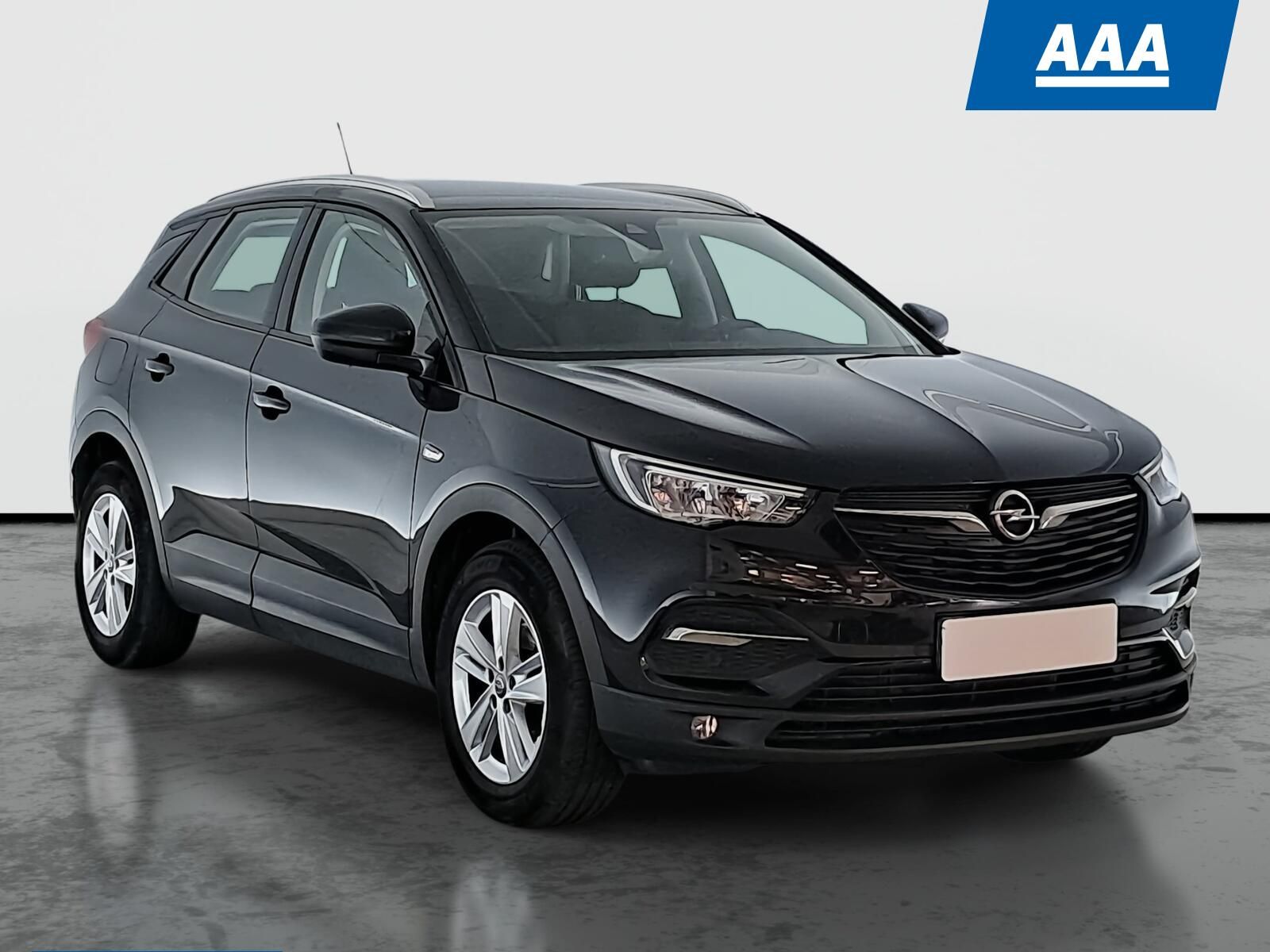 Opel Grandland X, 1.2 Turbo, ČR,1.maj