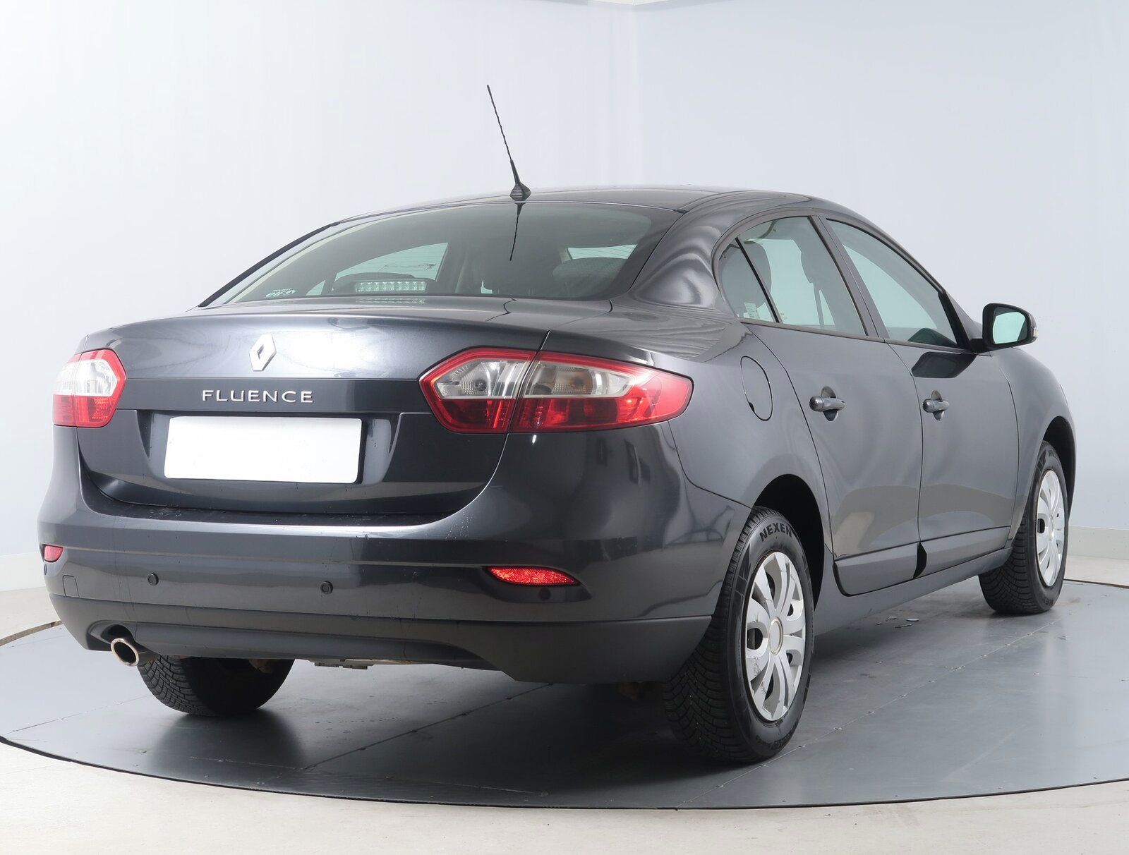 Renault Fluence, 1.6 16V, Klima, Tempomat - fotka 5