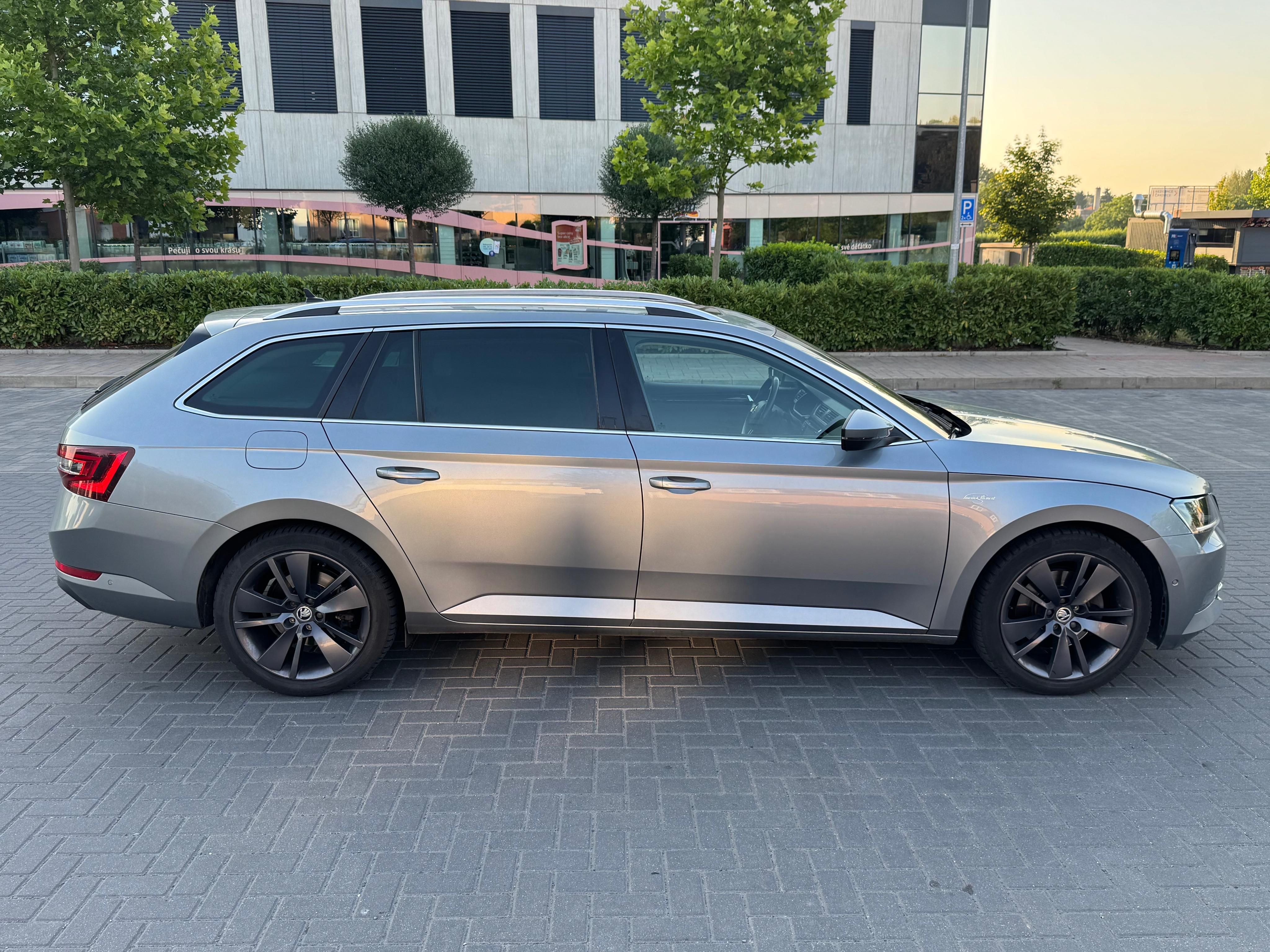 Škoda Superb, 2.0 TDI 140kW 4x4 L&K Webasto - fotka 4