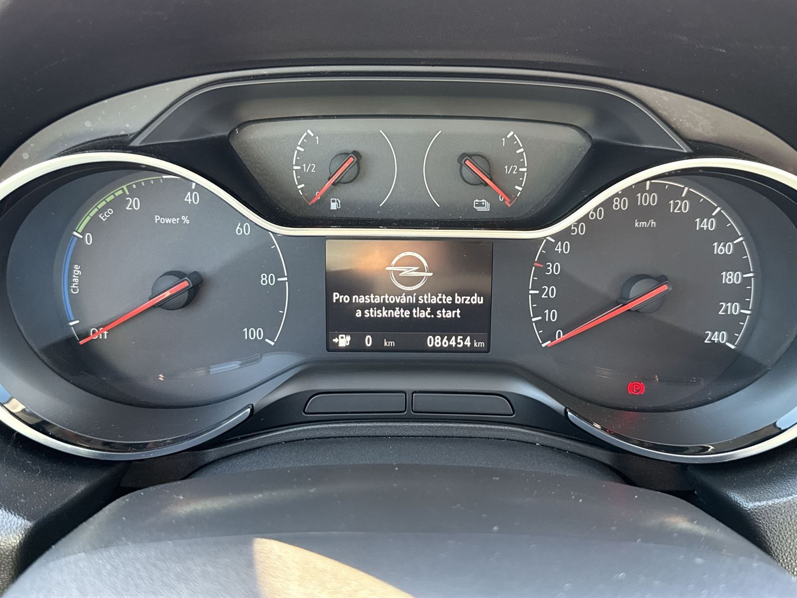 Opel Grandland X, PHEV 1.6 Automat - fotka 6
