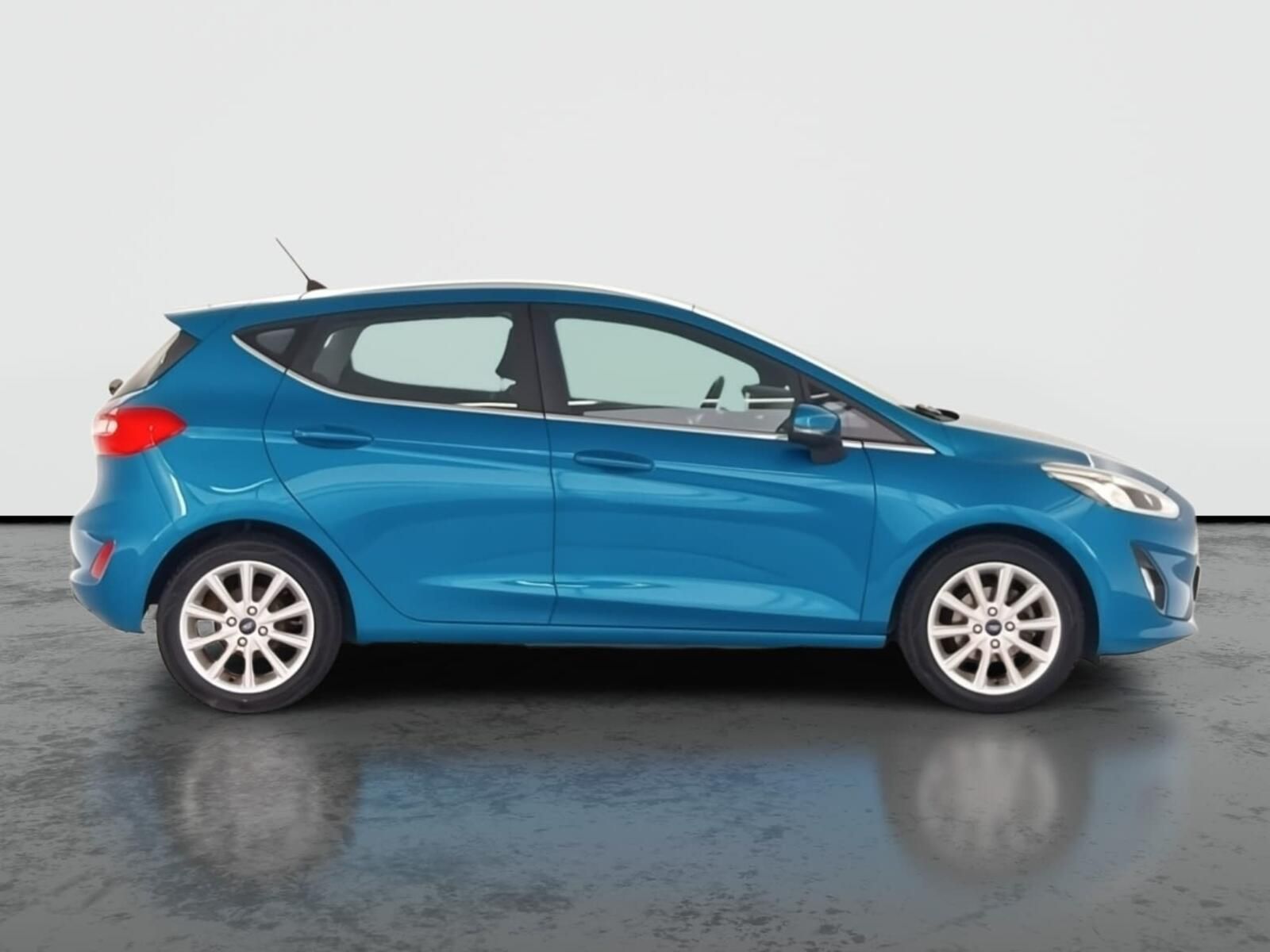 Ford Fiesta, 1.1, Serv.kniha - fotka 6
