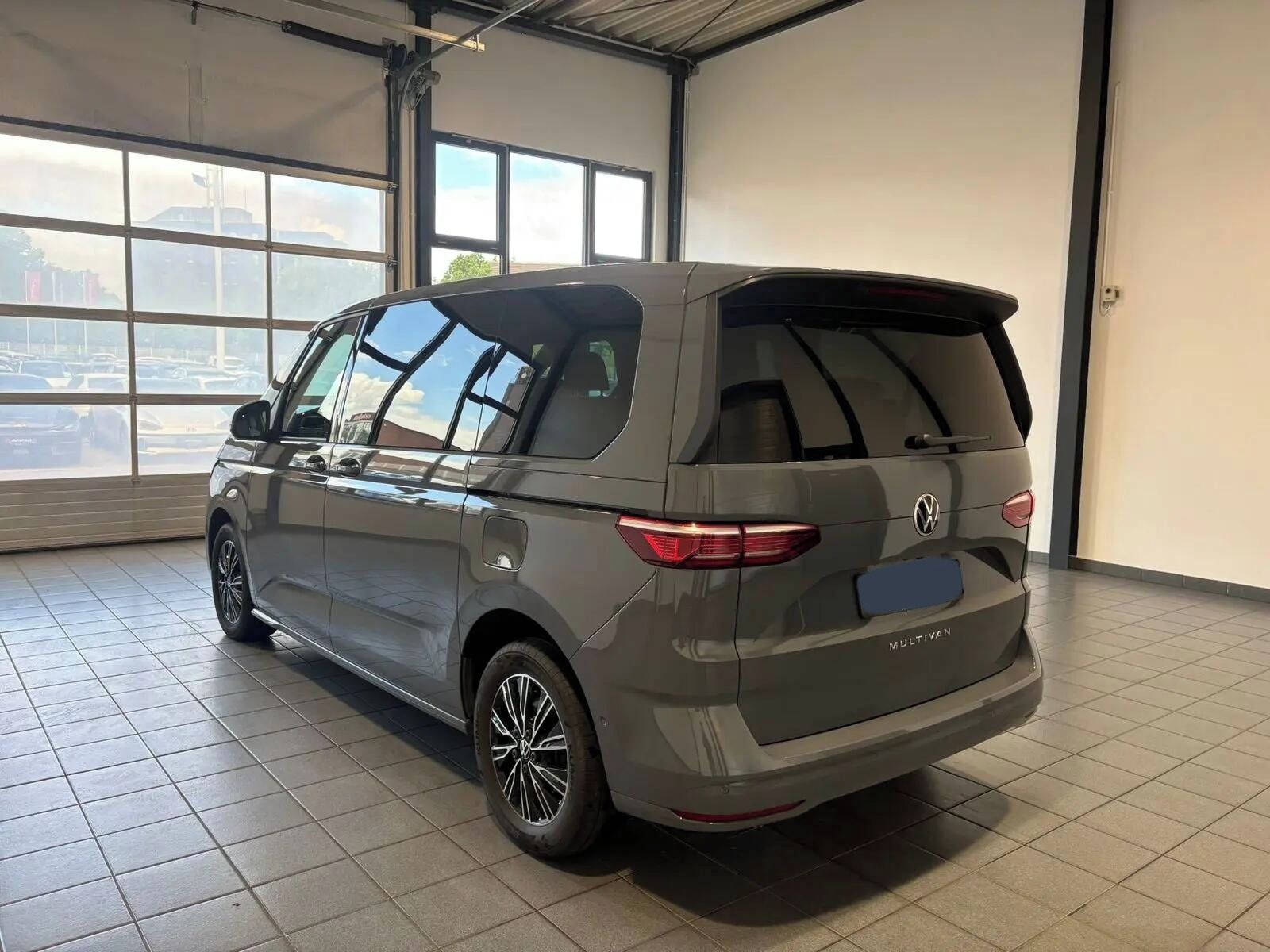 Volkswagen Multivan, 2.0 TDI*7 míst*Kamera*Navi*Led - fotka 2