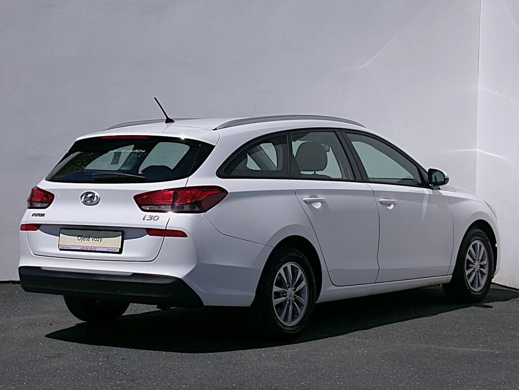 Hyundai i30, 1.4 T-GDI 103 kW - fotka 2