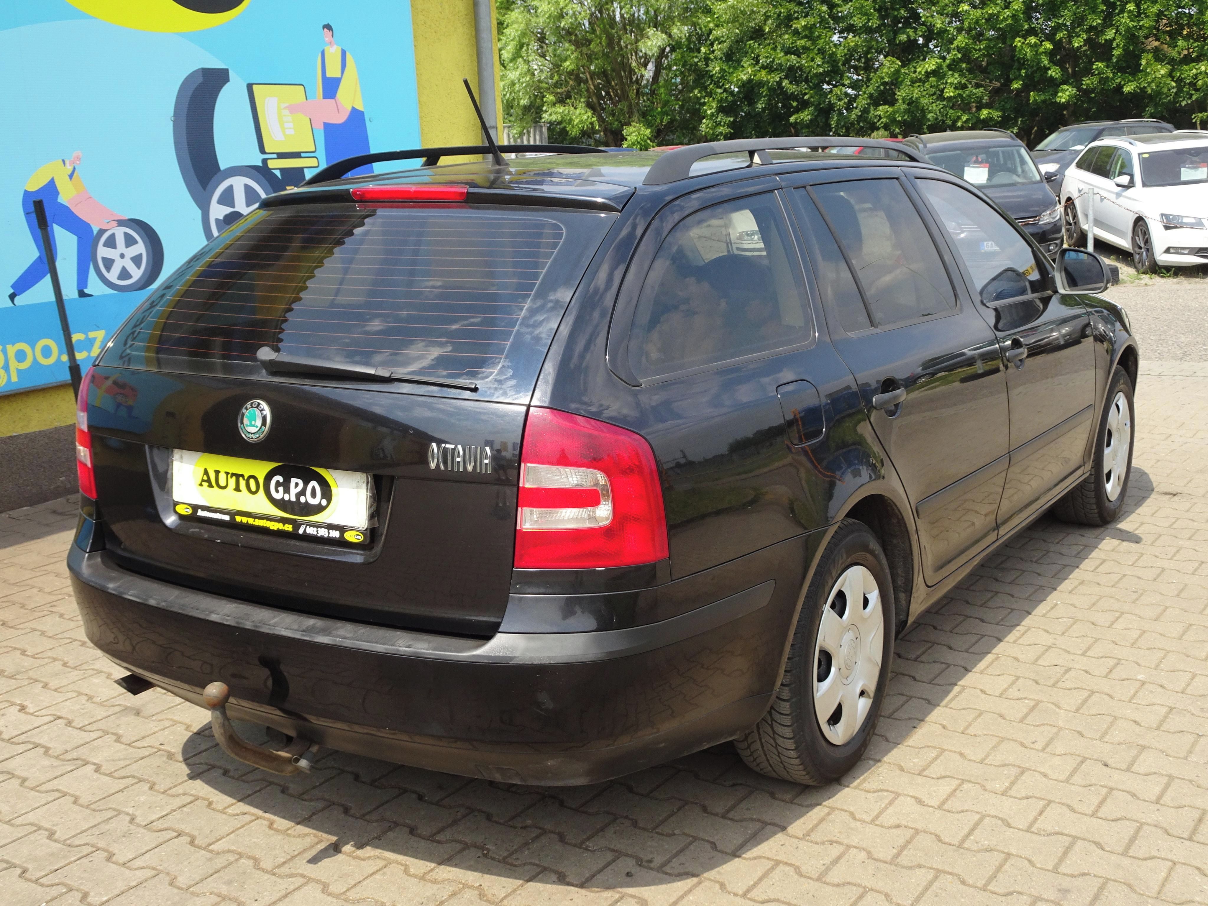 Škoda Octavia, 1.6I Combi - fotka 5