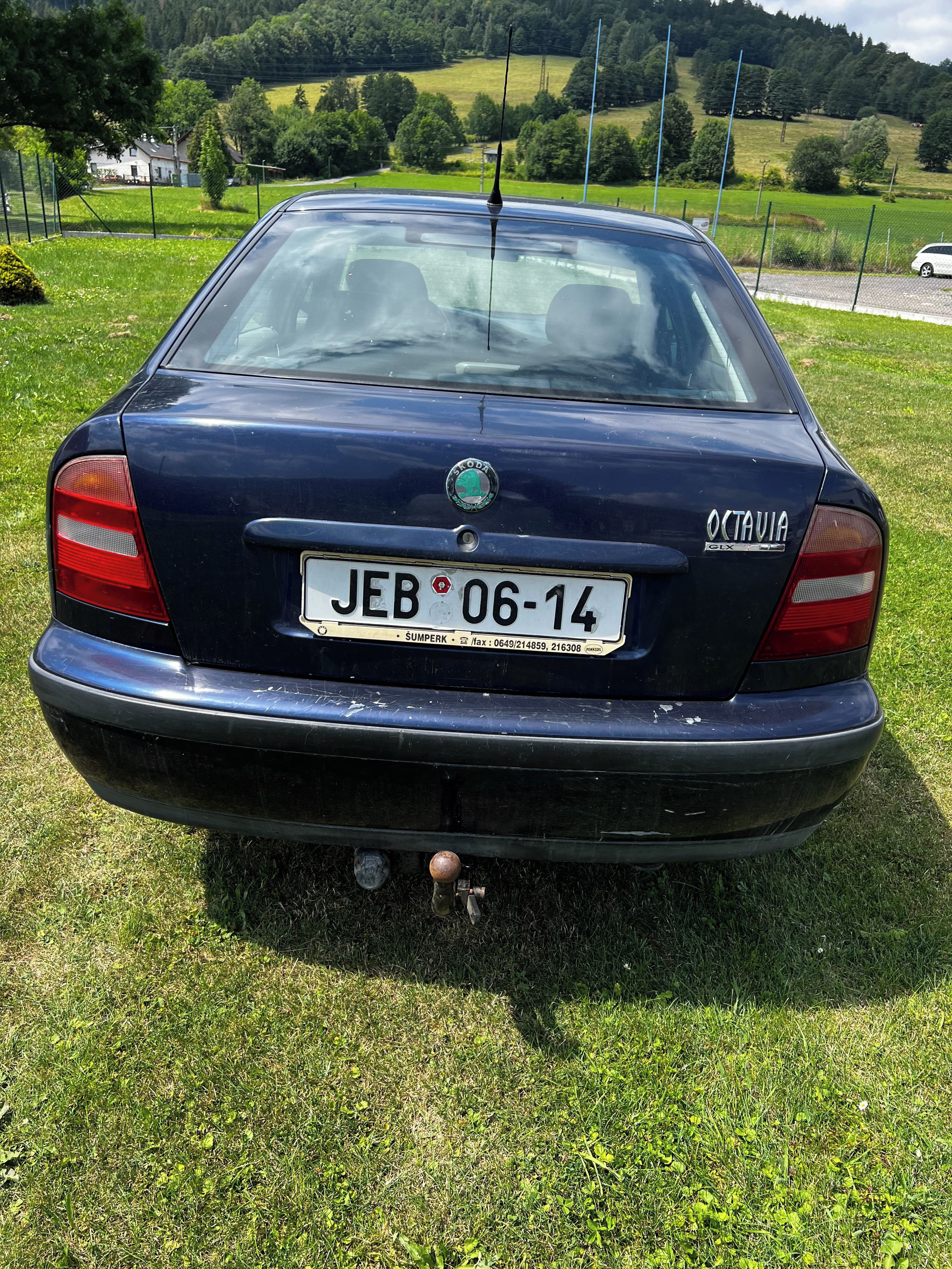 Škoda Octavia, 1.6i + ZIMNÍ KOLA  TAŽNÉ ZAŘ. - fotka 6