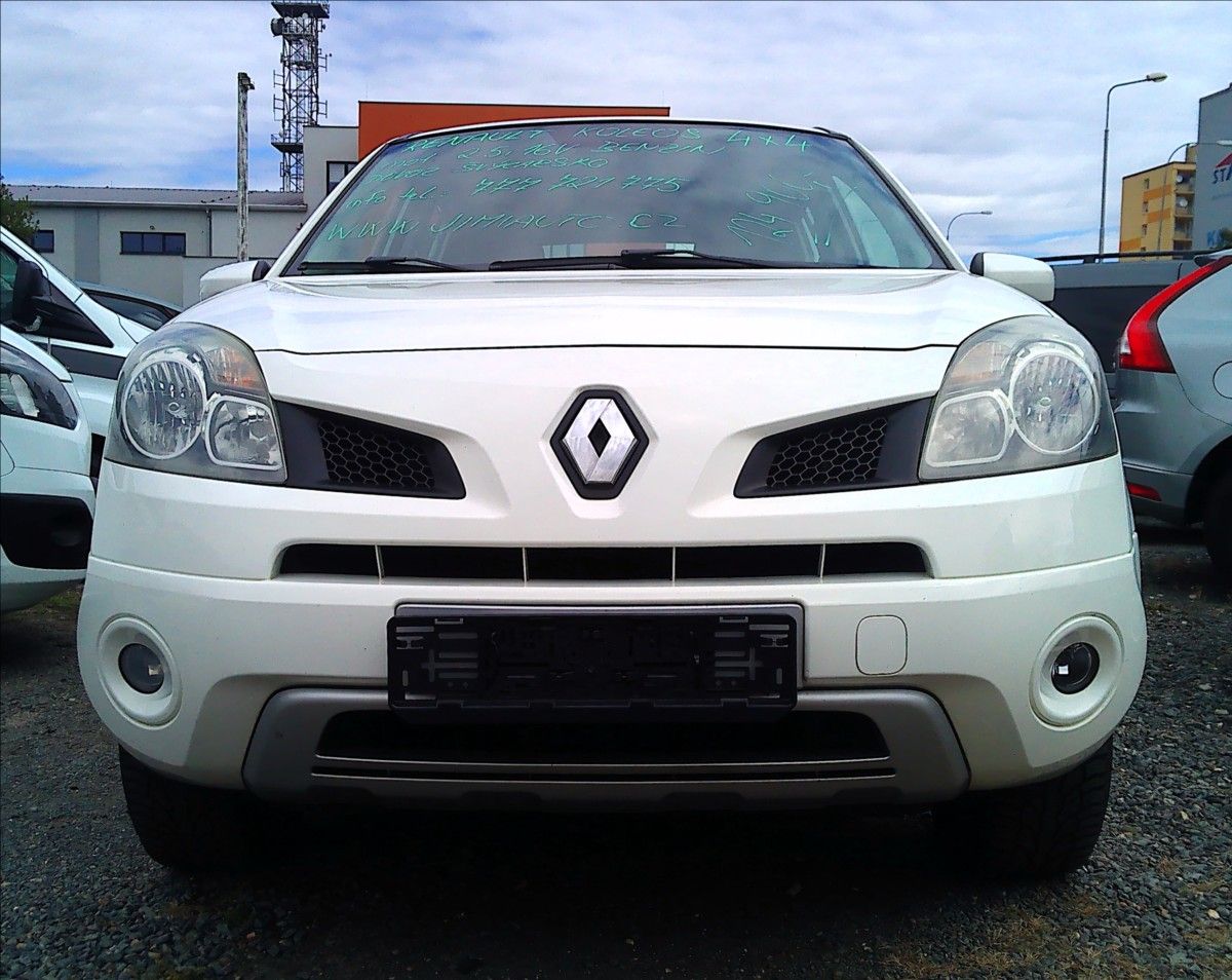 Renault Koleos, 2,5   i16V 4X4 ŠVÝCARSKO - fotka 3