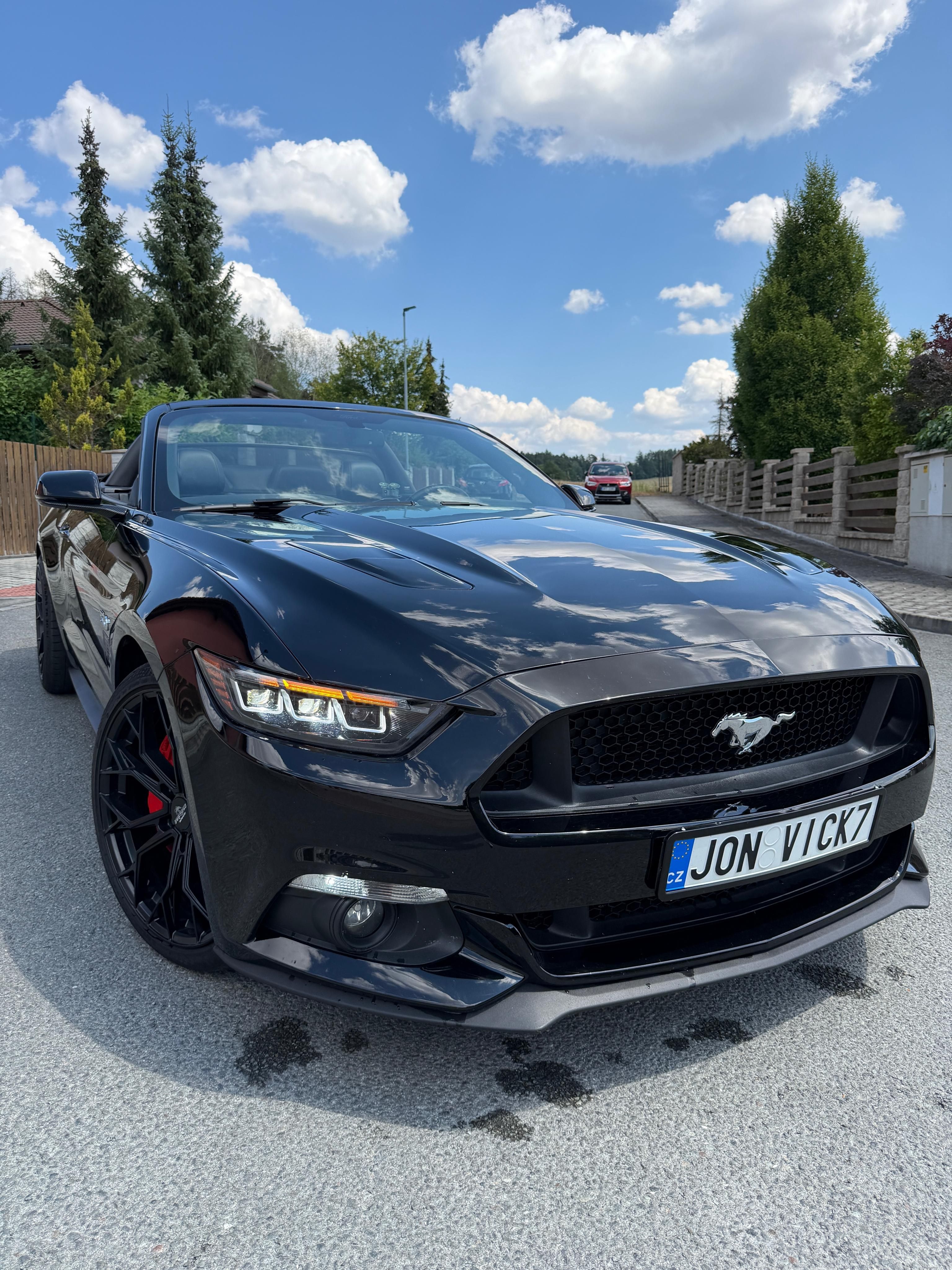 Ford Mustang, 5.0 California NEHAVAROVANÉ - fotka 4