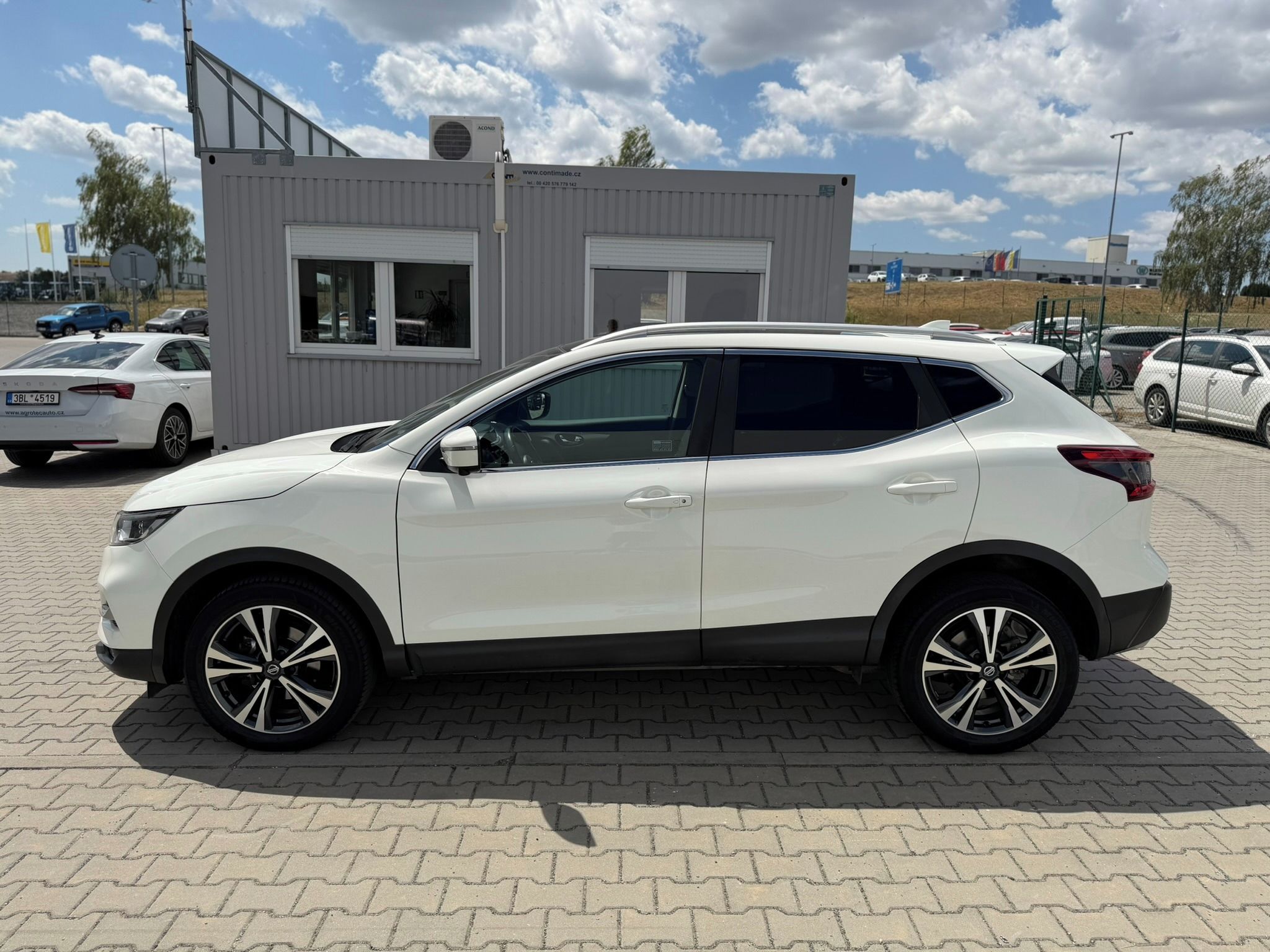 Nissan Qashqai, 1.3 DIG-T 103 kW N-Connecta - fotka 4