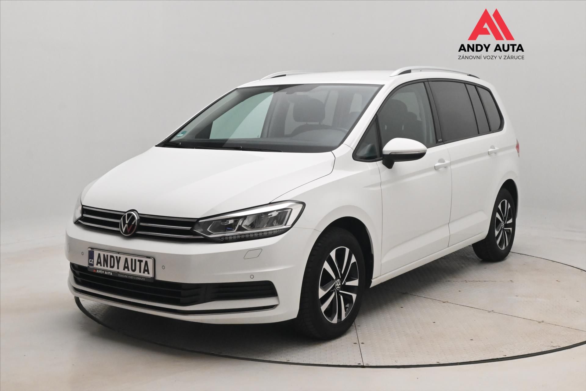 Volkswagen Touran, 2,0 TDI 110 KW TAŽNÉ LED Záruk