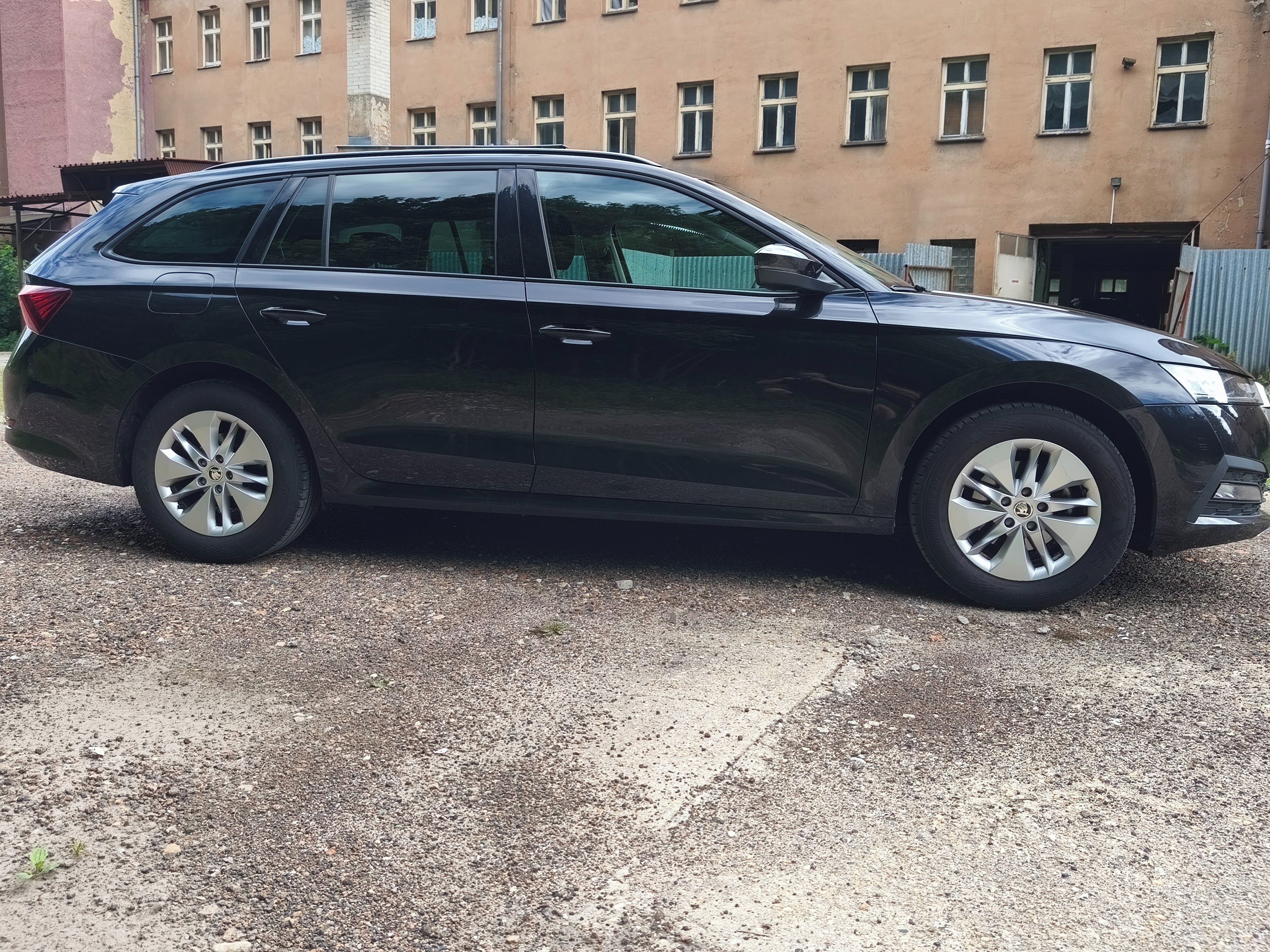 Škoda Octavia, 1.0 TSI Business, DPH - fotka 4