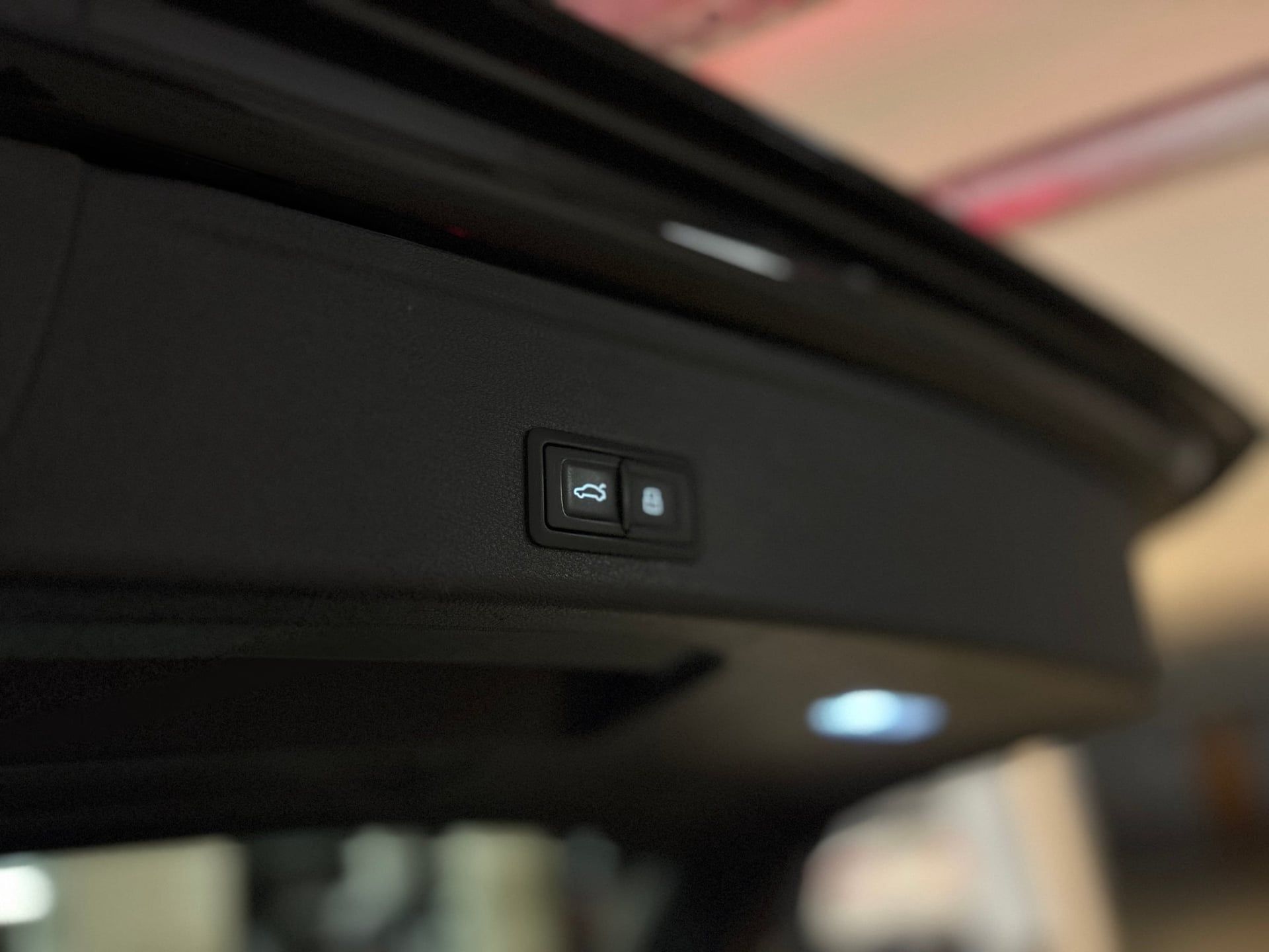 Audi A4 Avant, 2.0 TFSI/S-Tronic/S-Line/ČR - fotka 6