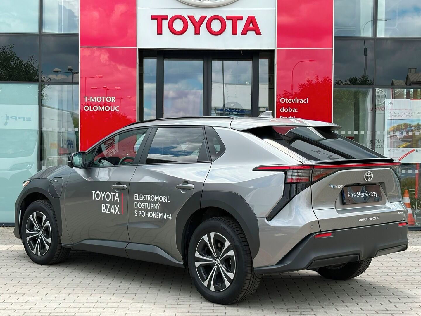 Toyota bZ4X, Prestige - fotka 2