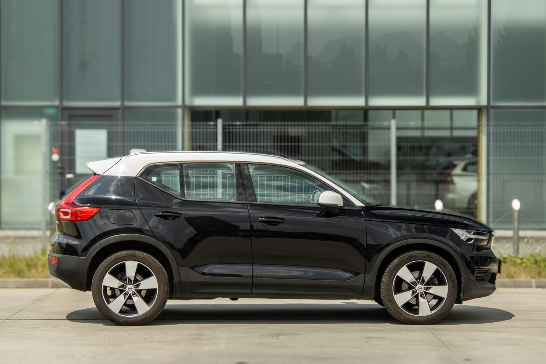 Volvo XC40 - fotka 4