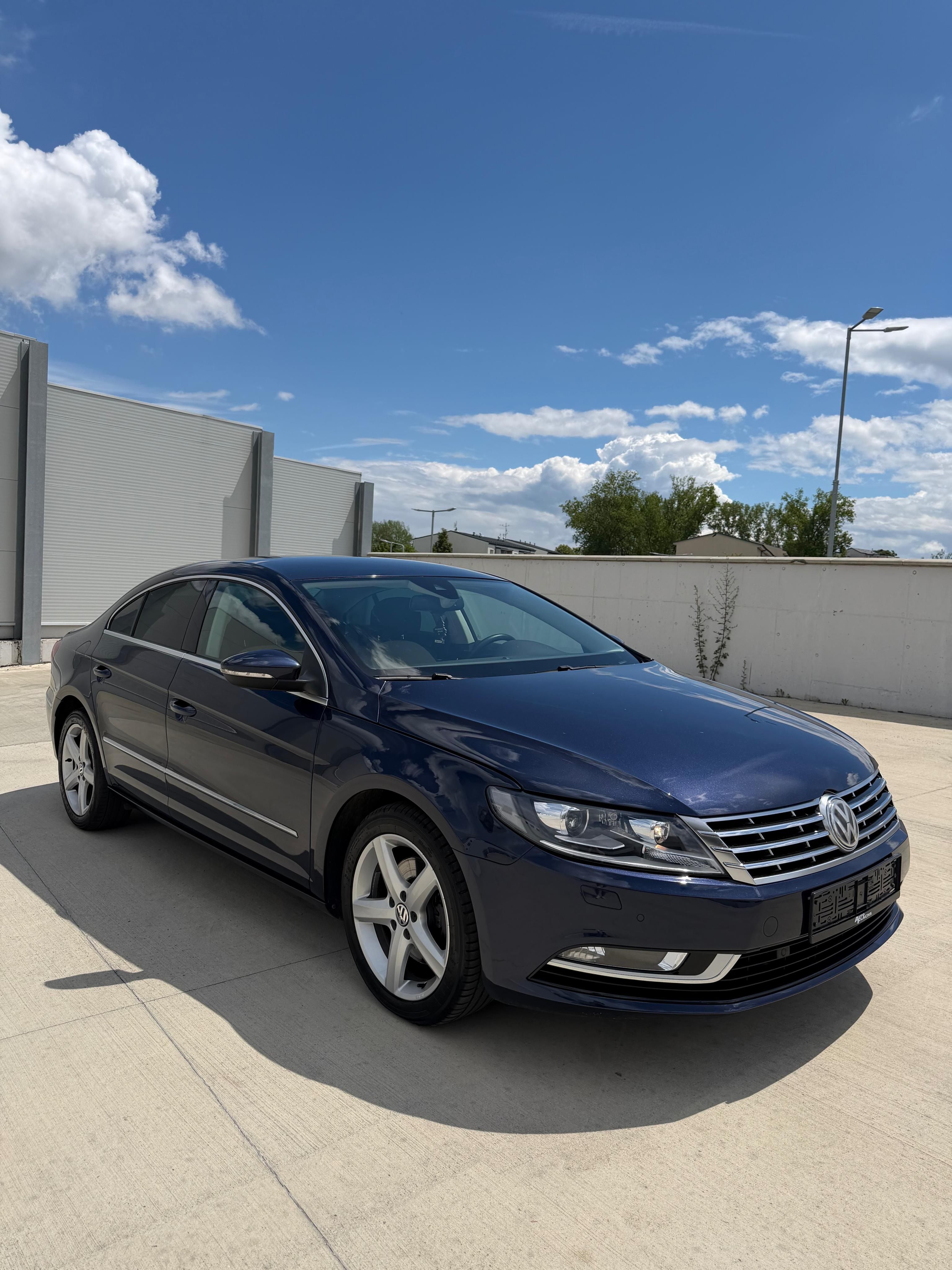 Volkswagen Passat, Passat CC 2.0tdi 110kw acc - fotka 4