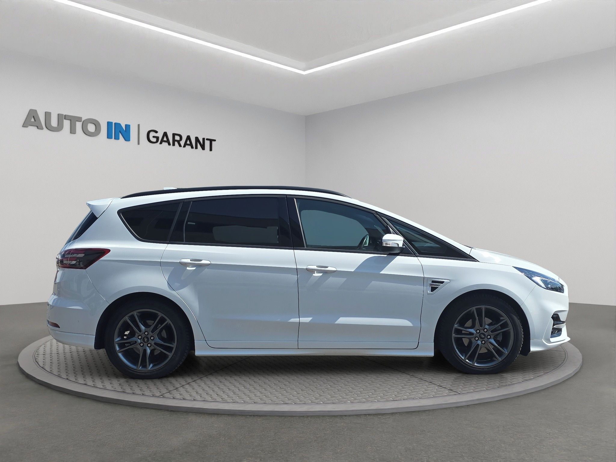 Ford S-MAX, ST-line 2.5 Hybrid 140kW, 1. m - fotka 4